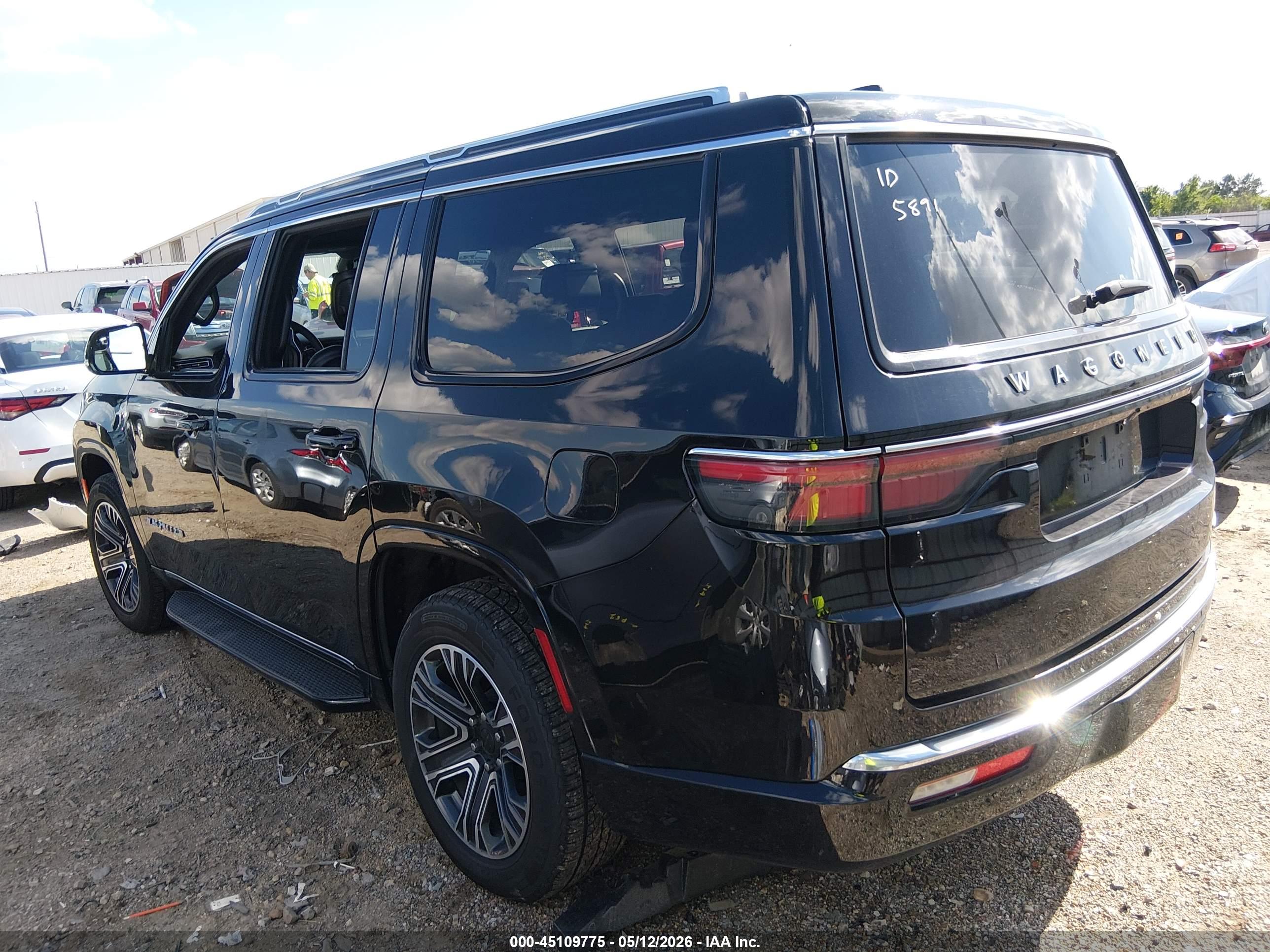 JEEP WAGONEER image 3