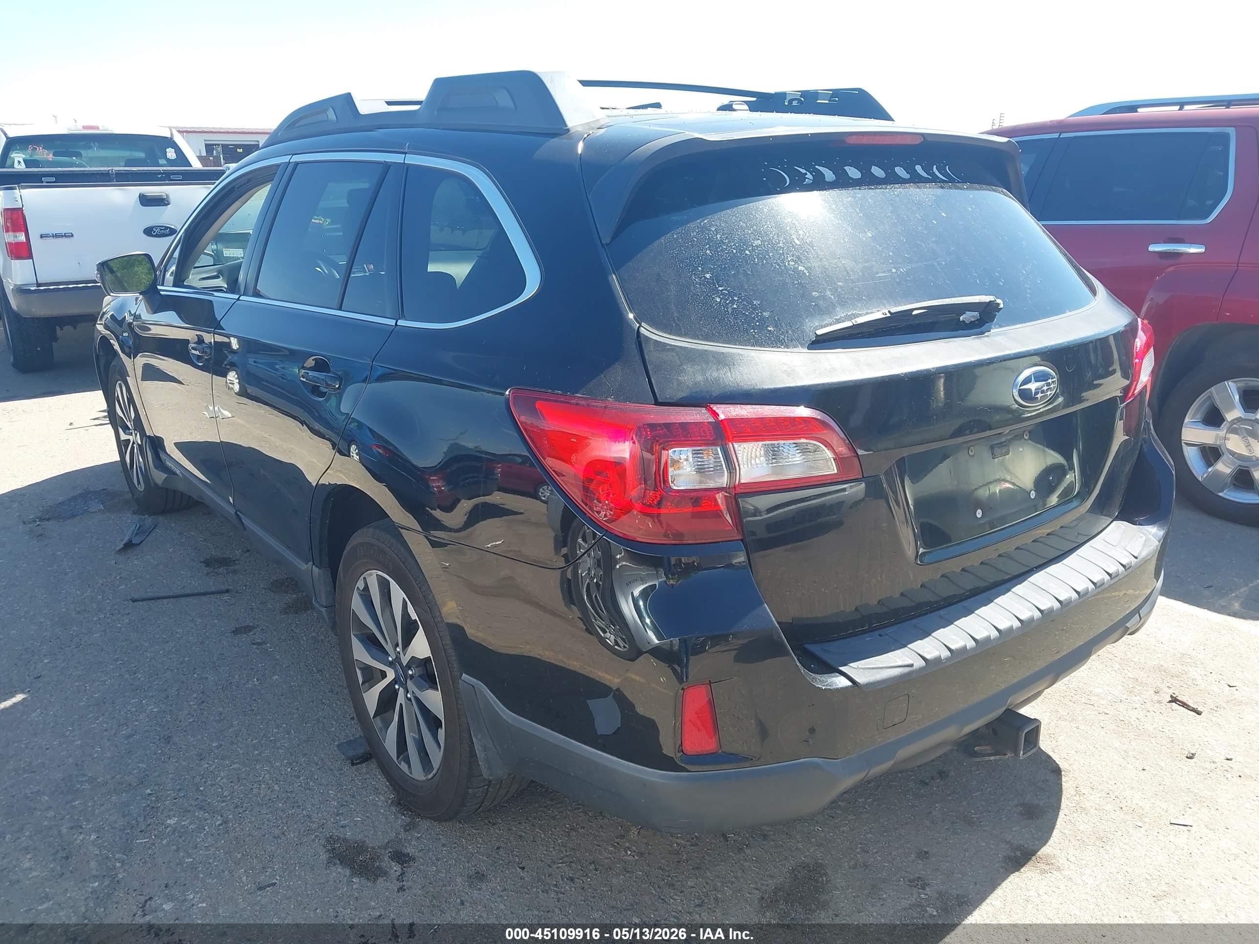 SUBARU OUTBACK image 3