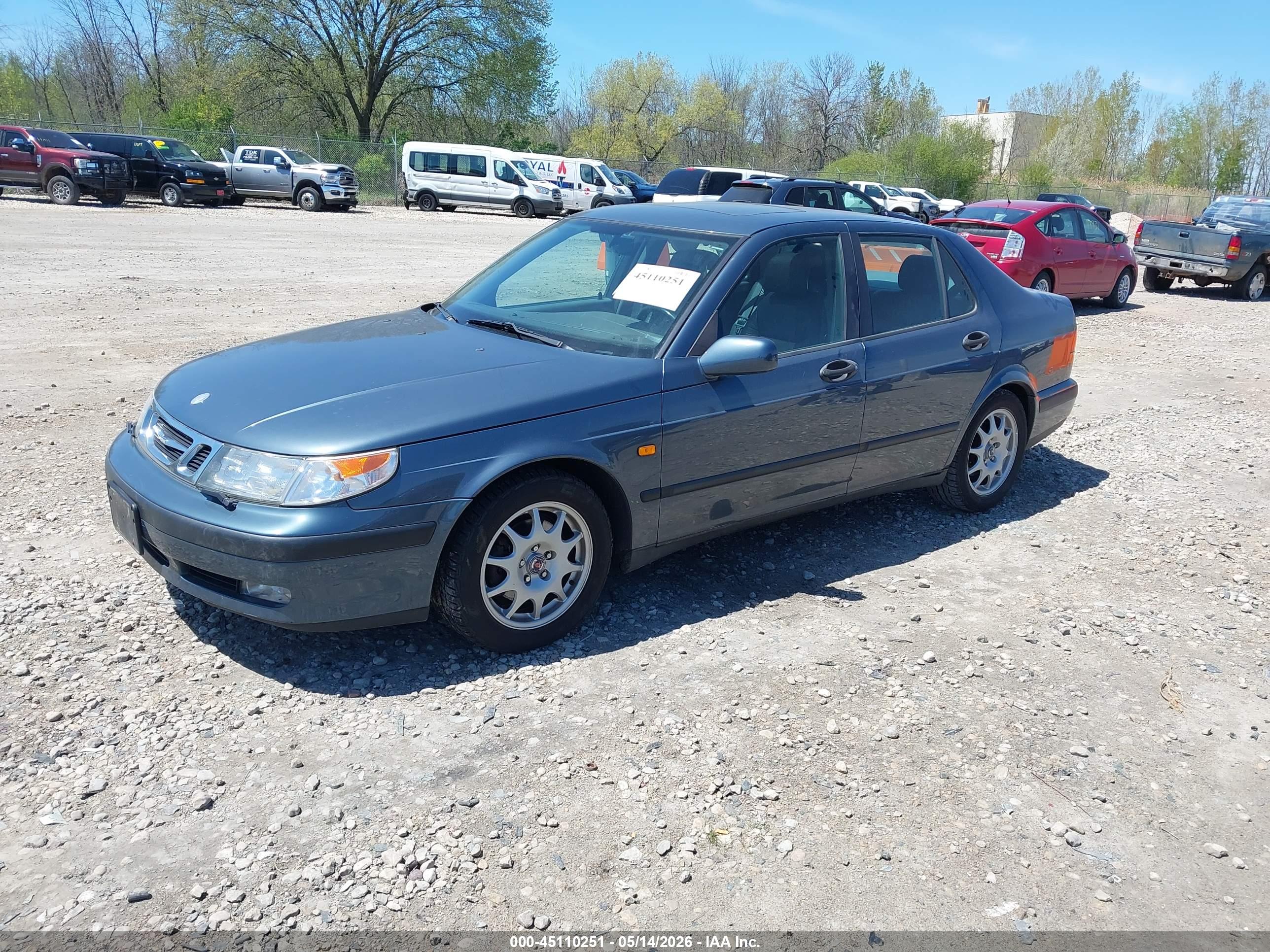 SAAB 9-5 image 2