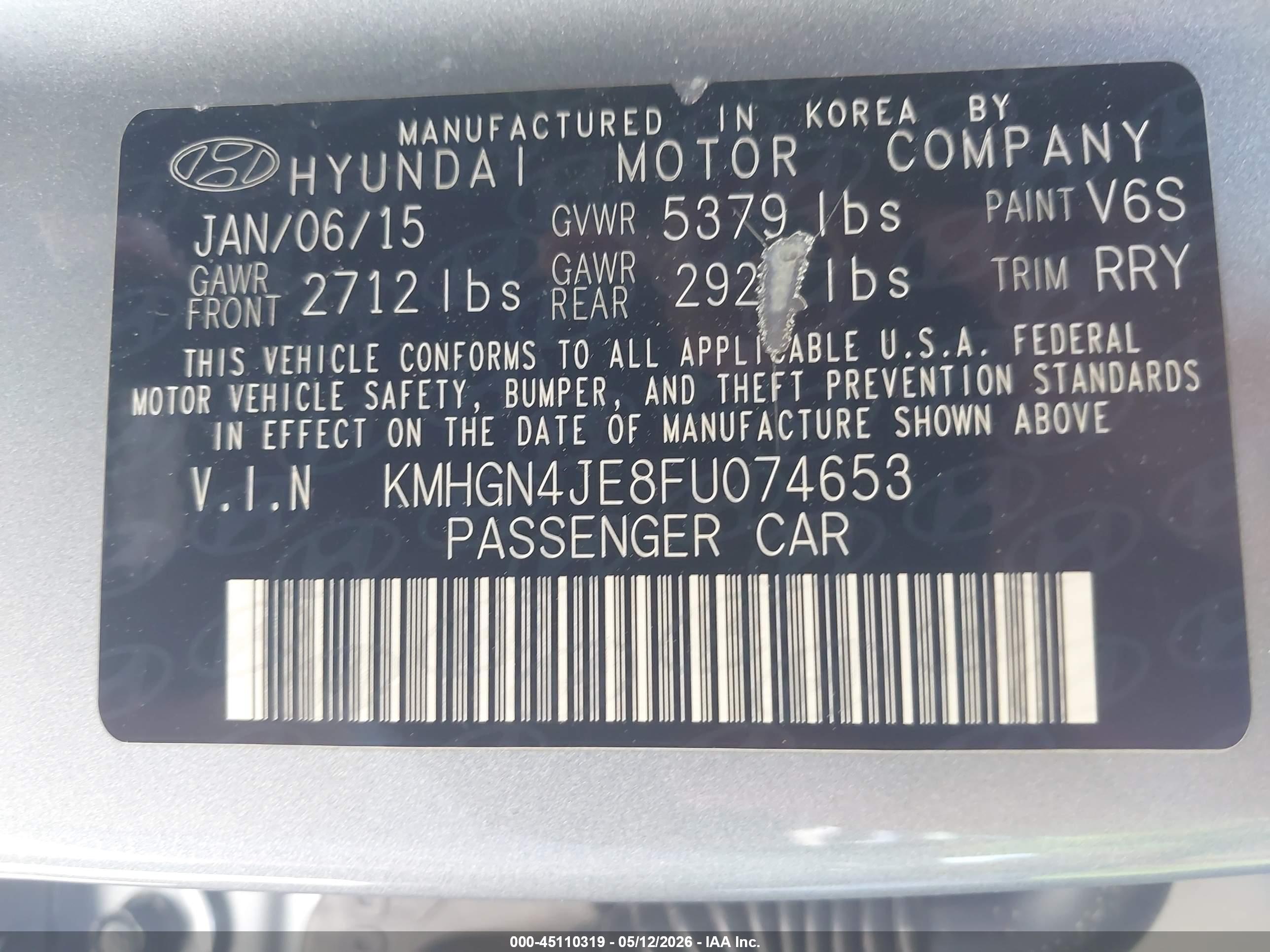 HYUNDAI GENESIS image 9
