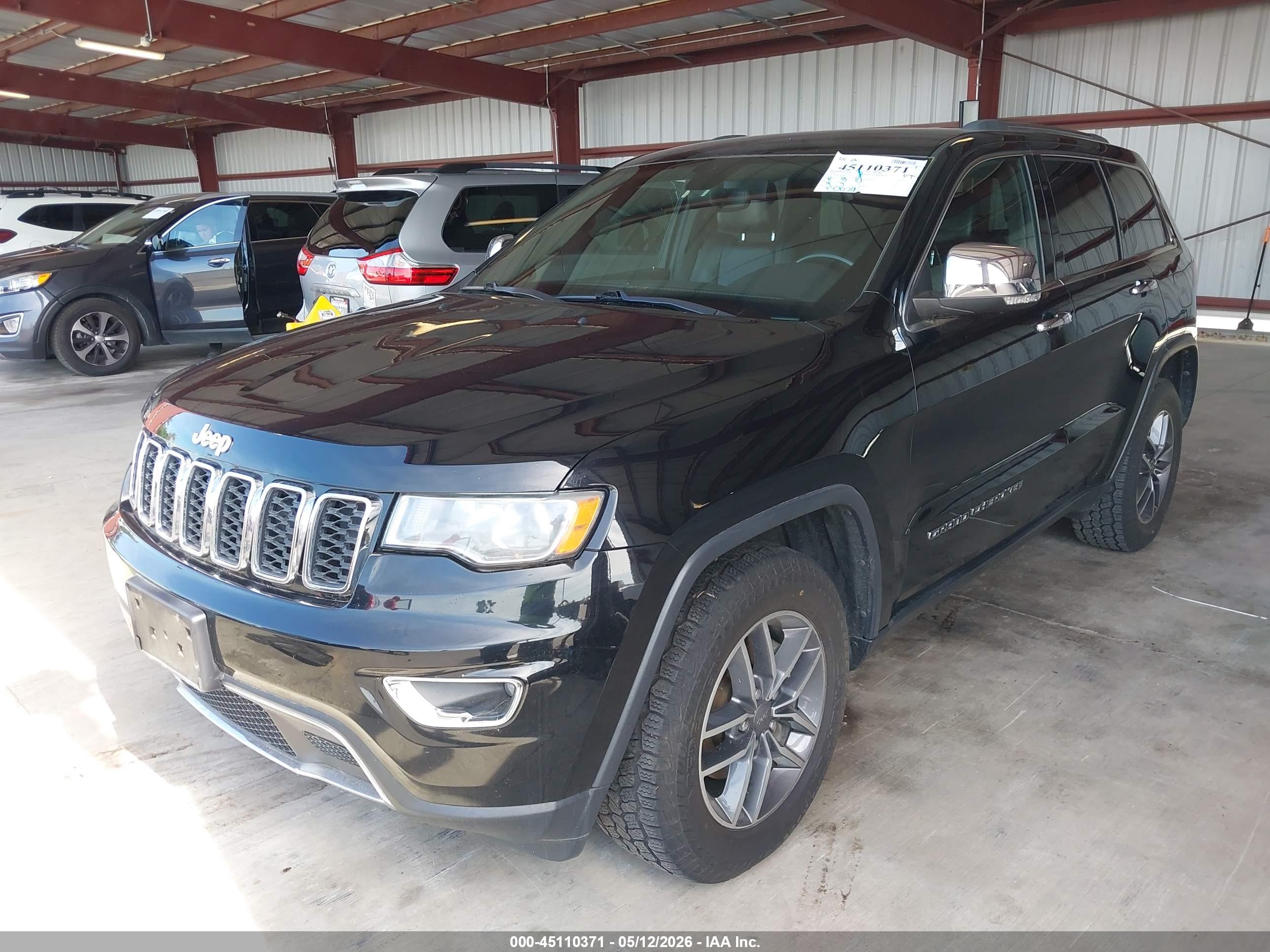 JEEP GRAND image 2