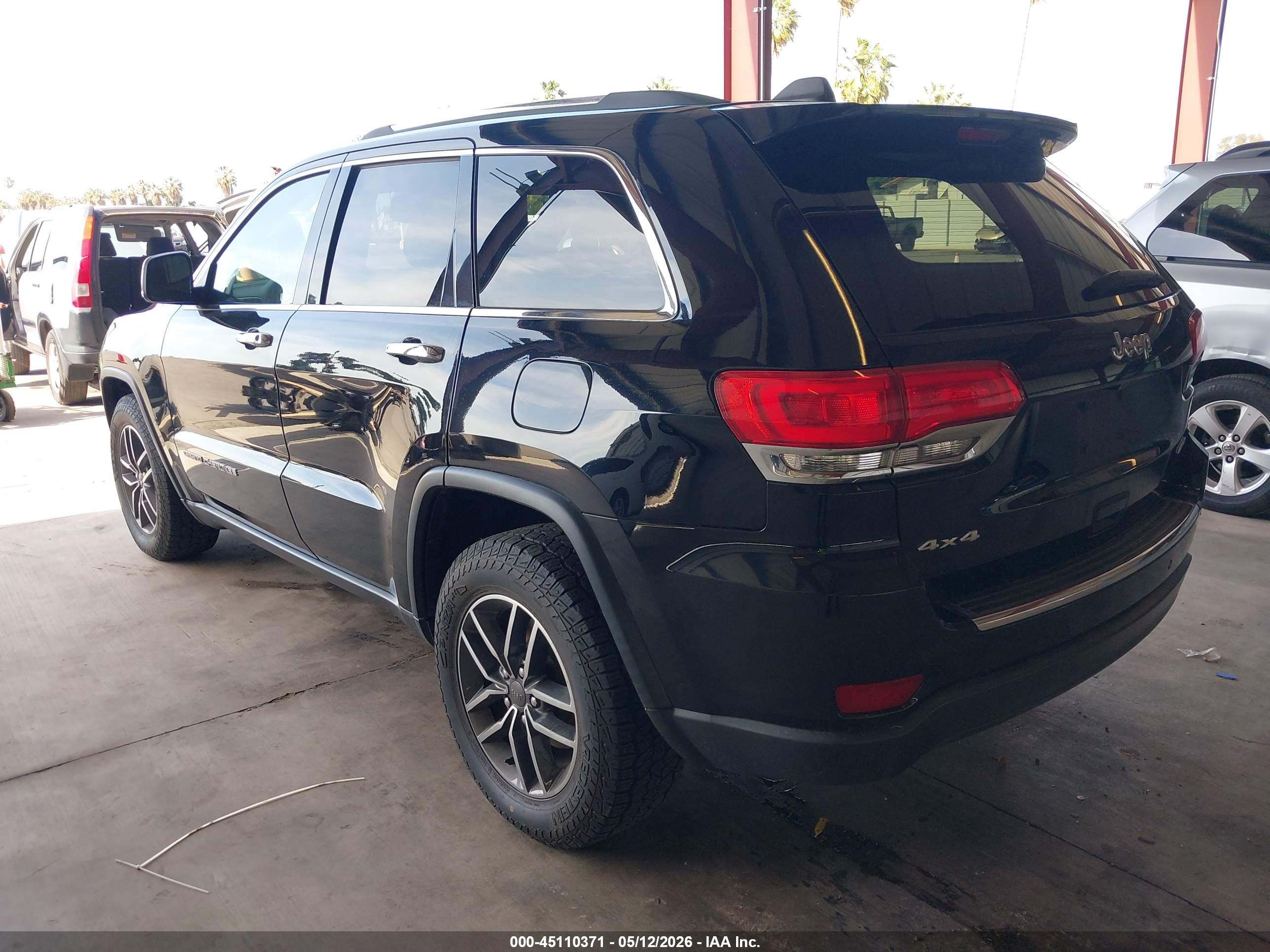 JEEP GRAND image 3