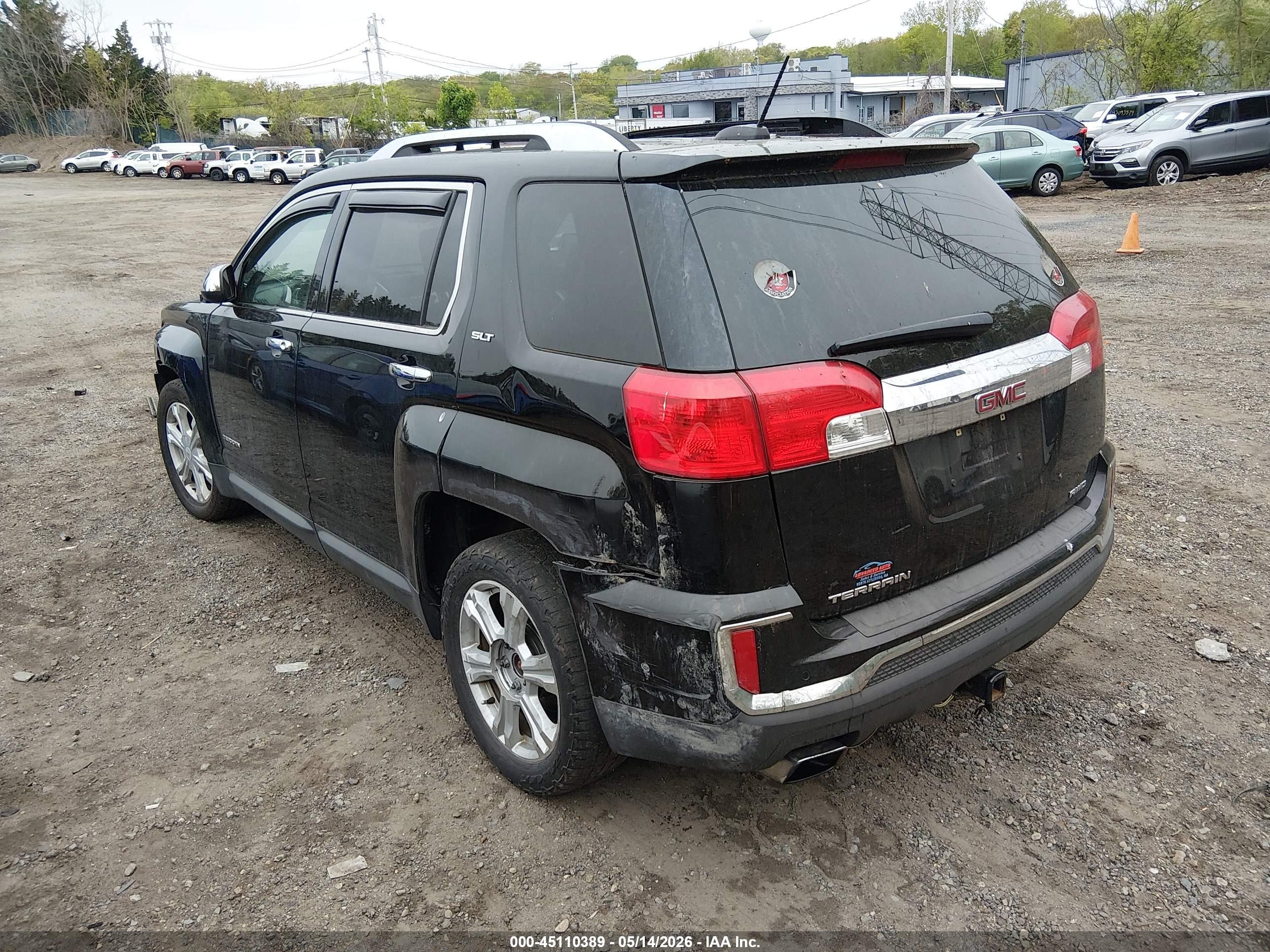 GMC TERRAIN image 3