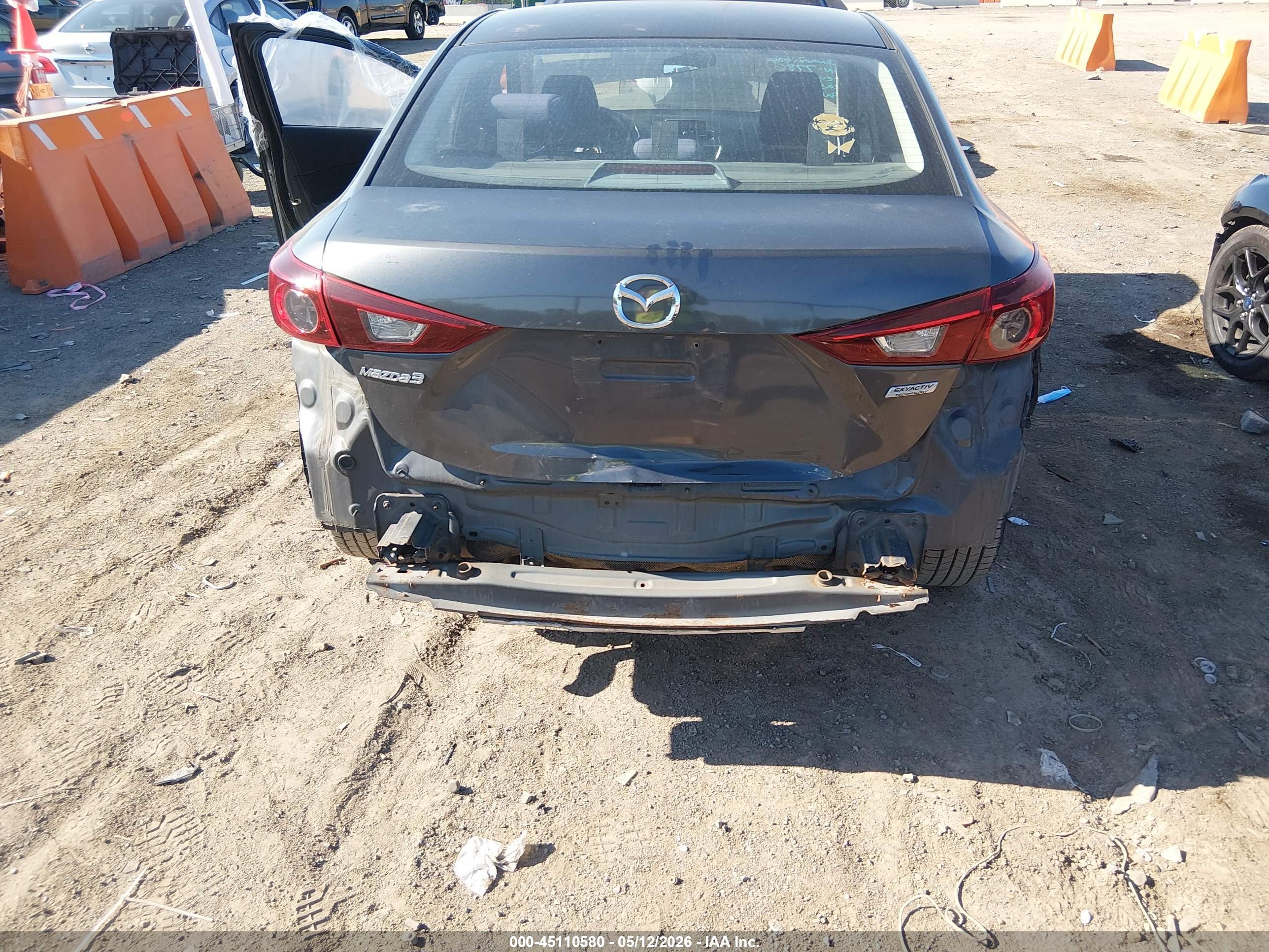 MAZDA MAZDA3 image 6