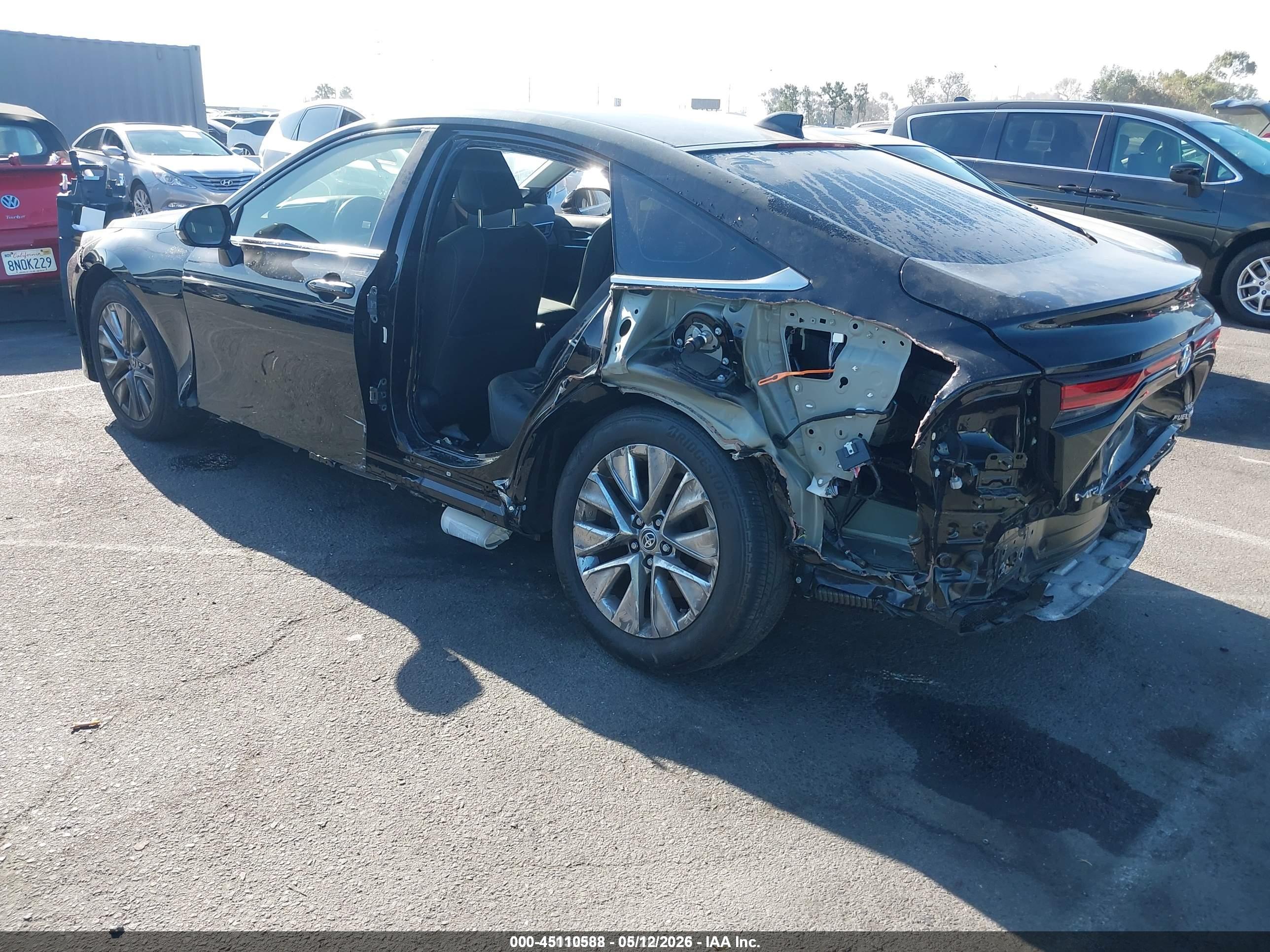 TOYOTA MIRAI image 3