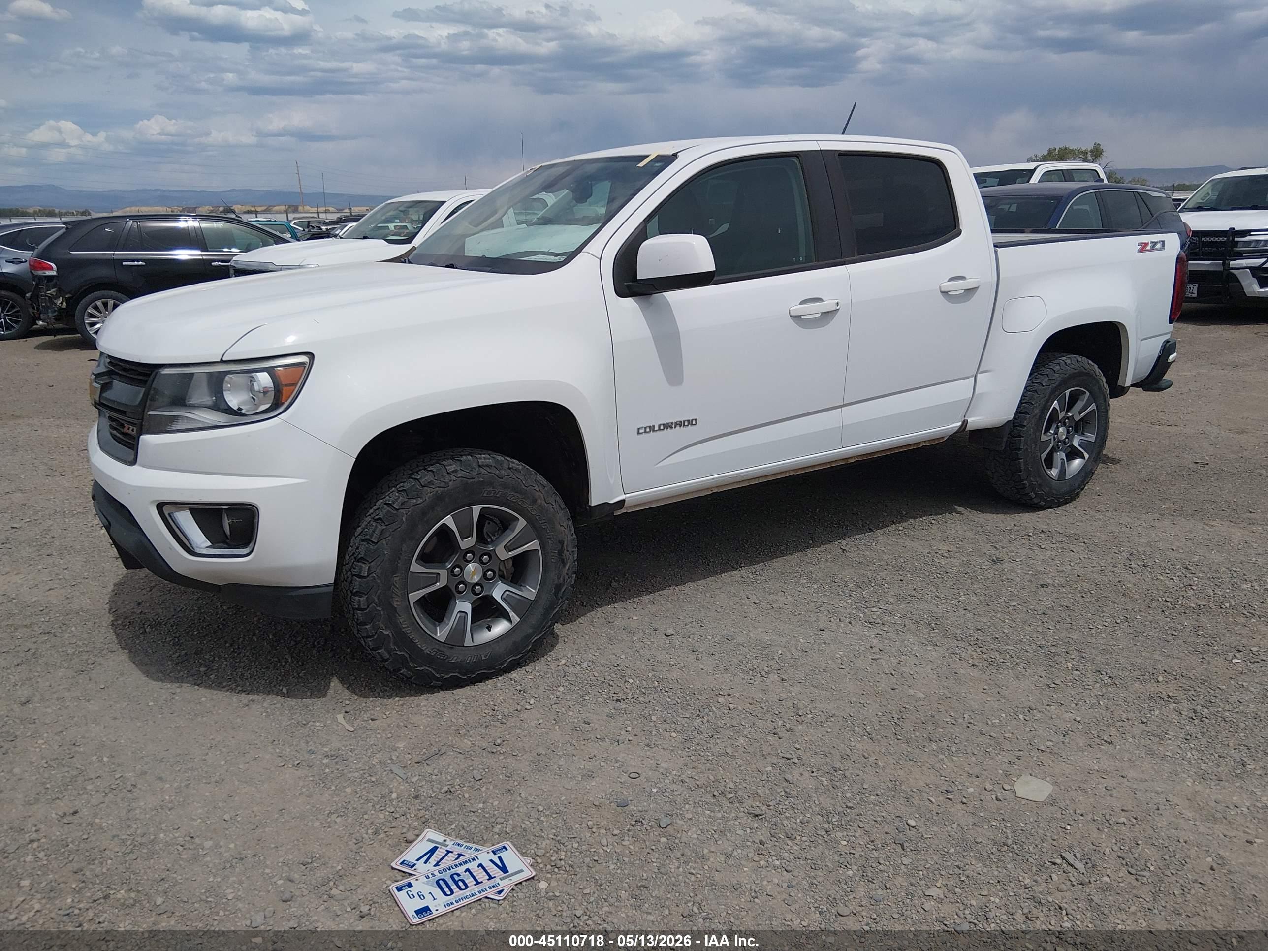 CHEVROLET COLORADO image 2