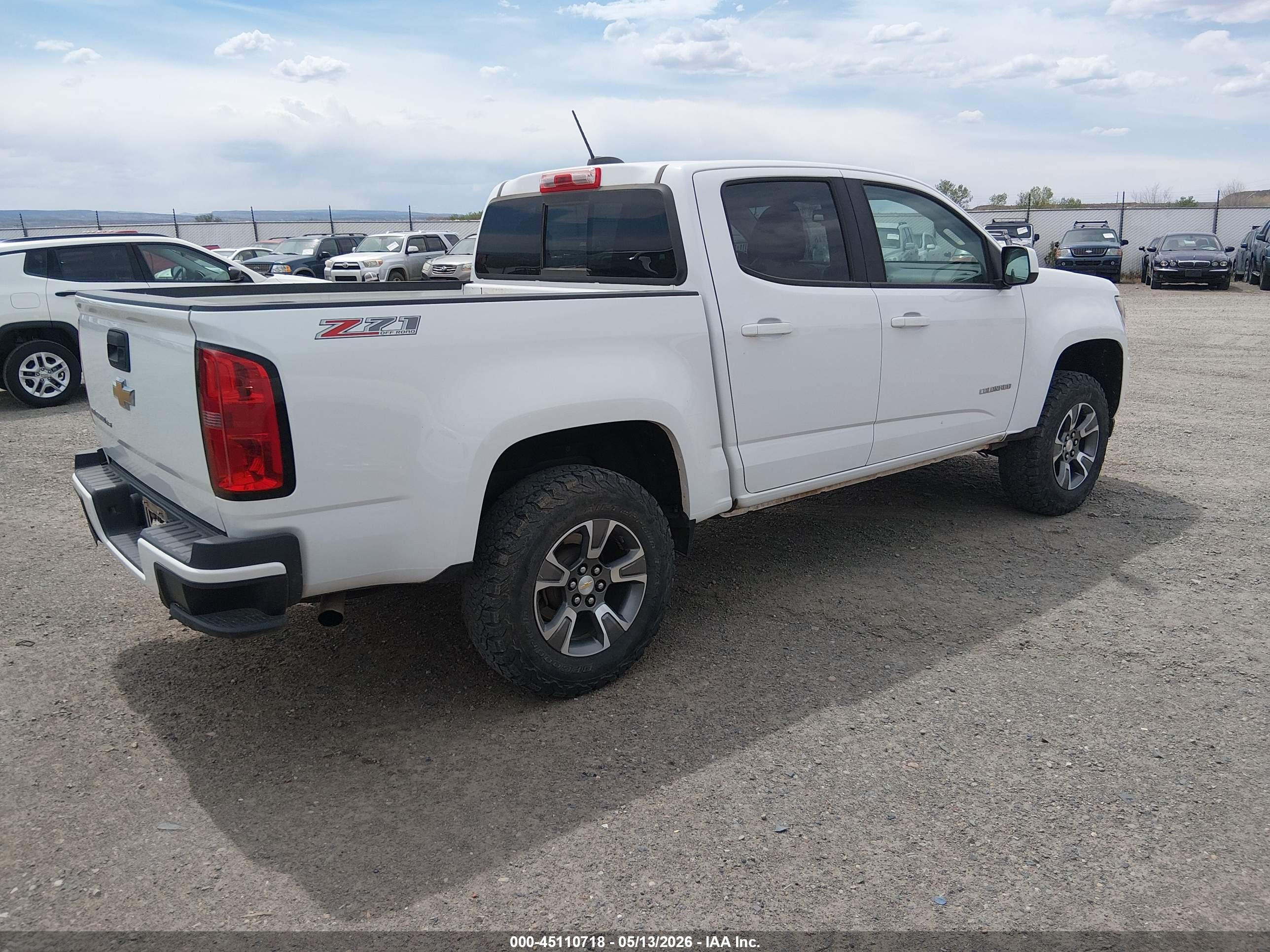 CHEVROLET COLORADO image 4