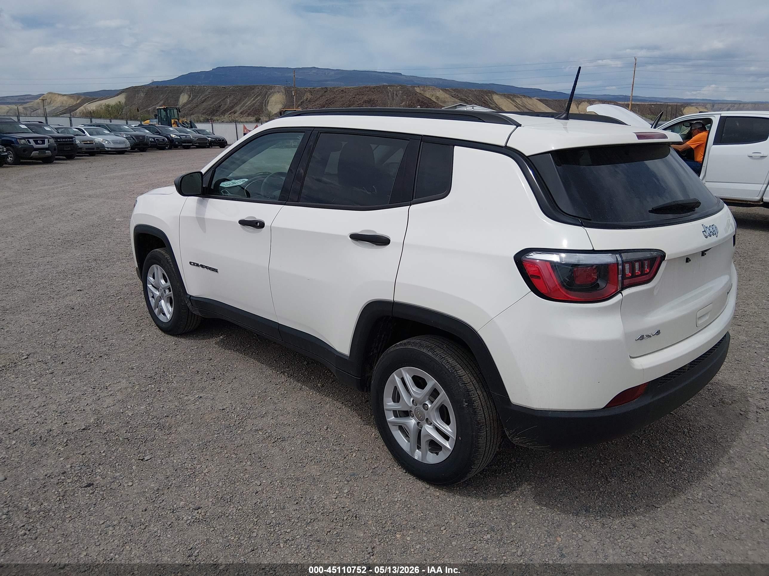 JEEP COMPASS image 3