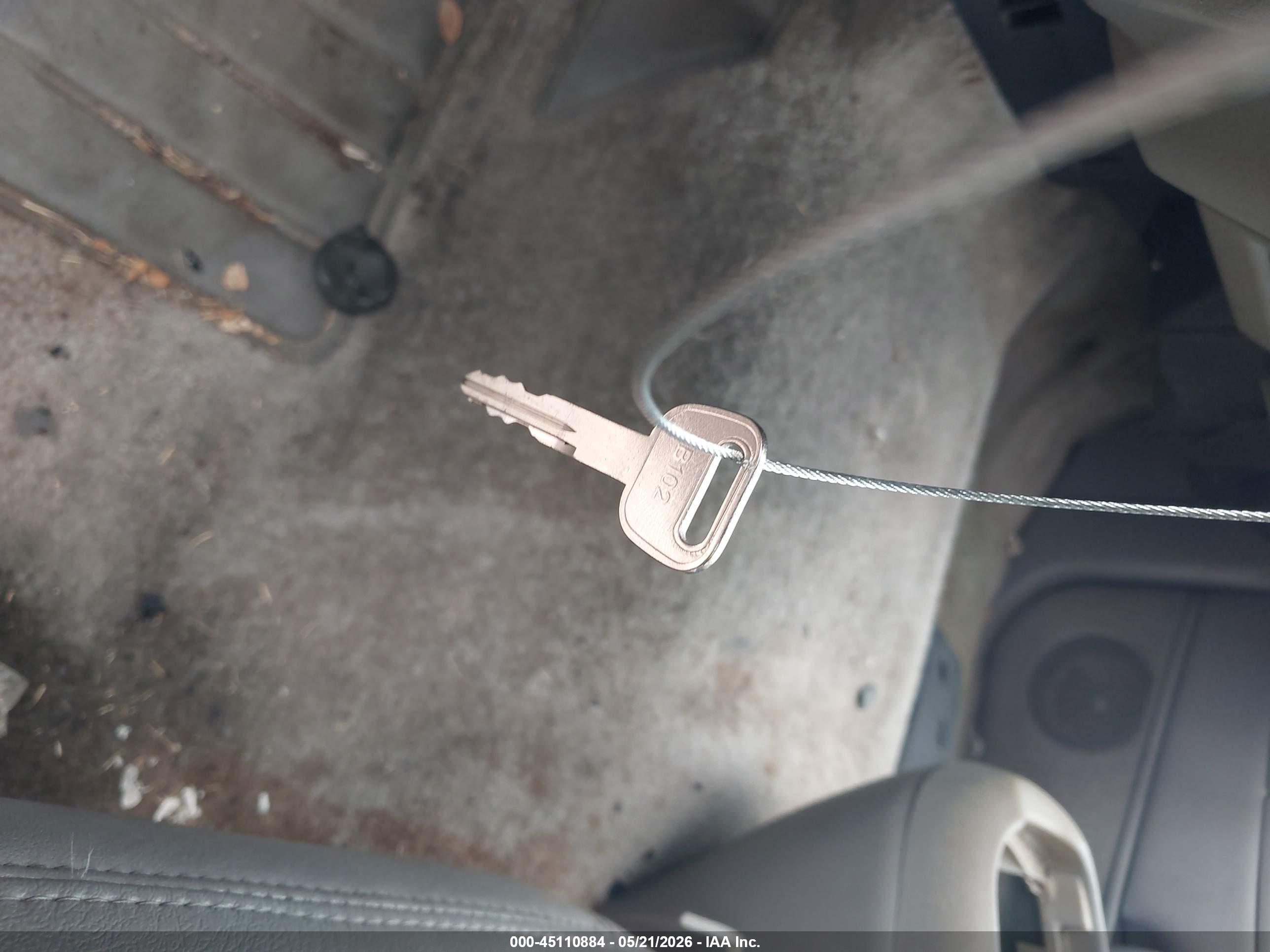 GMC YUKON image 11