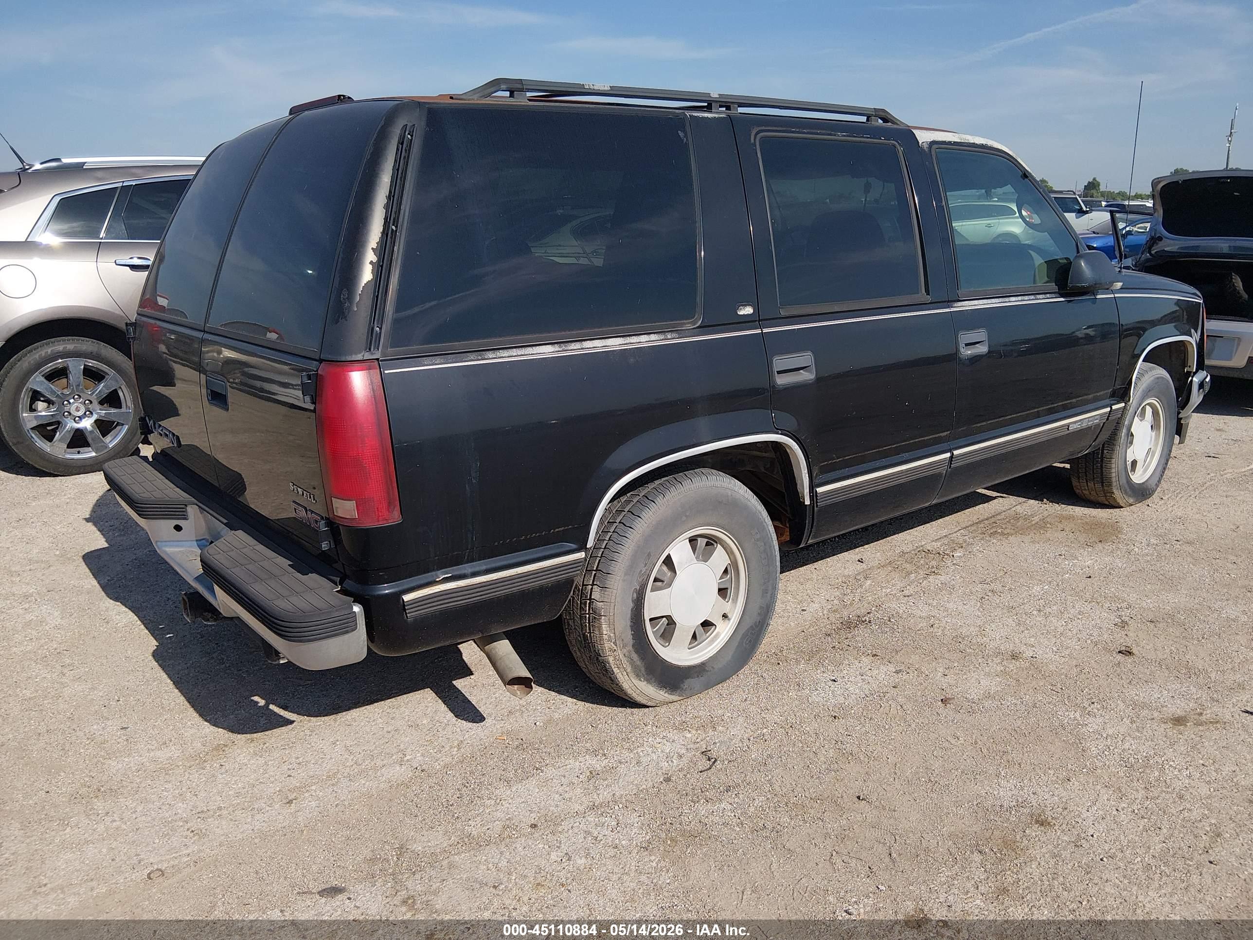 GMC YUKON image 4