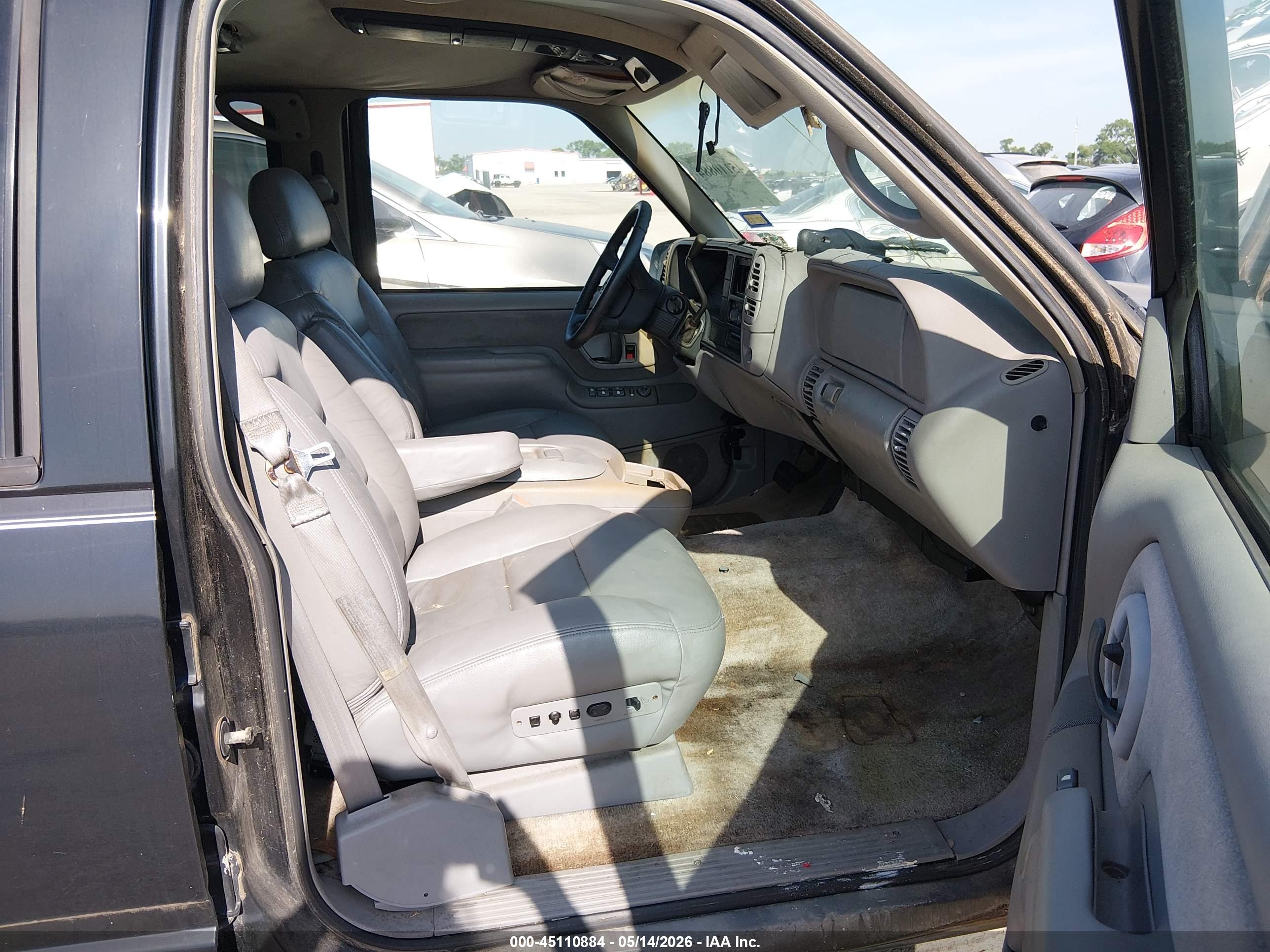 GMC YUKON image 5