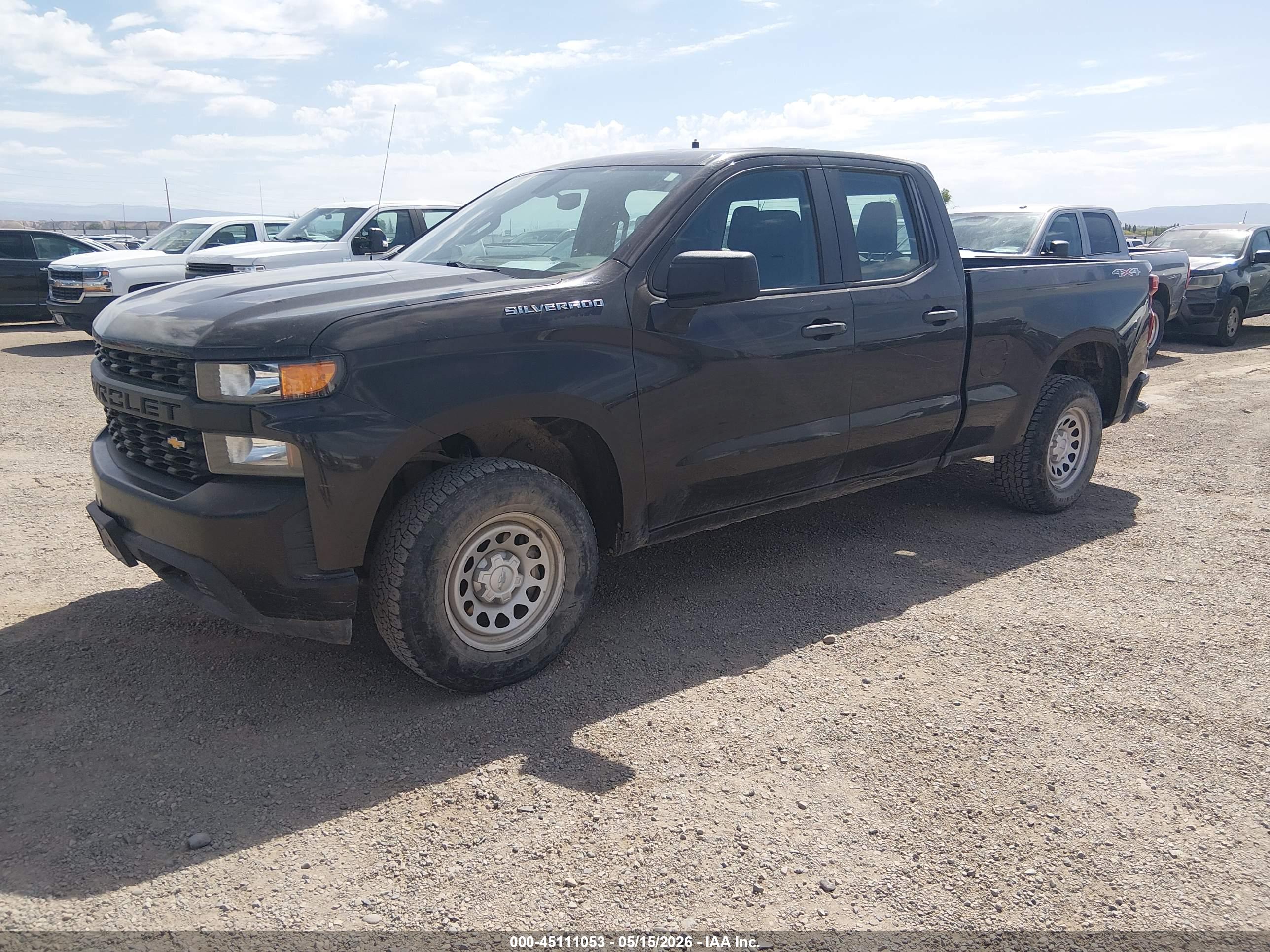 CHEVROLET SILVERADO image 2