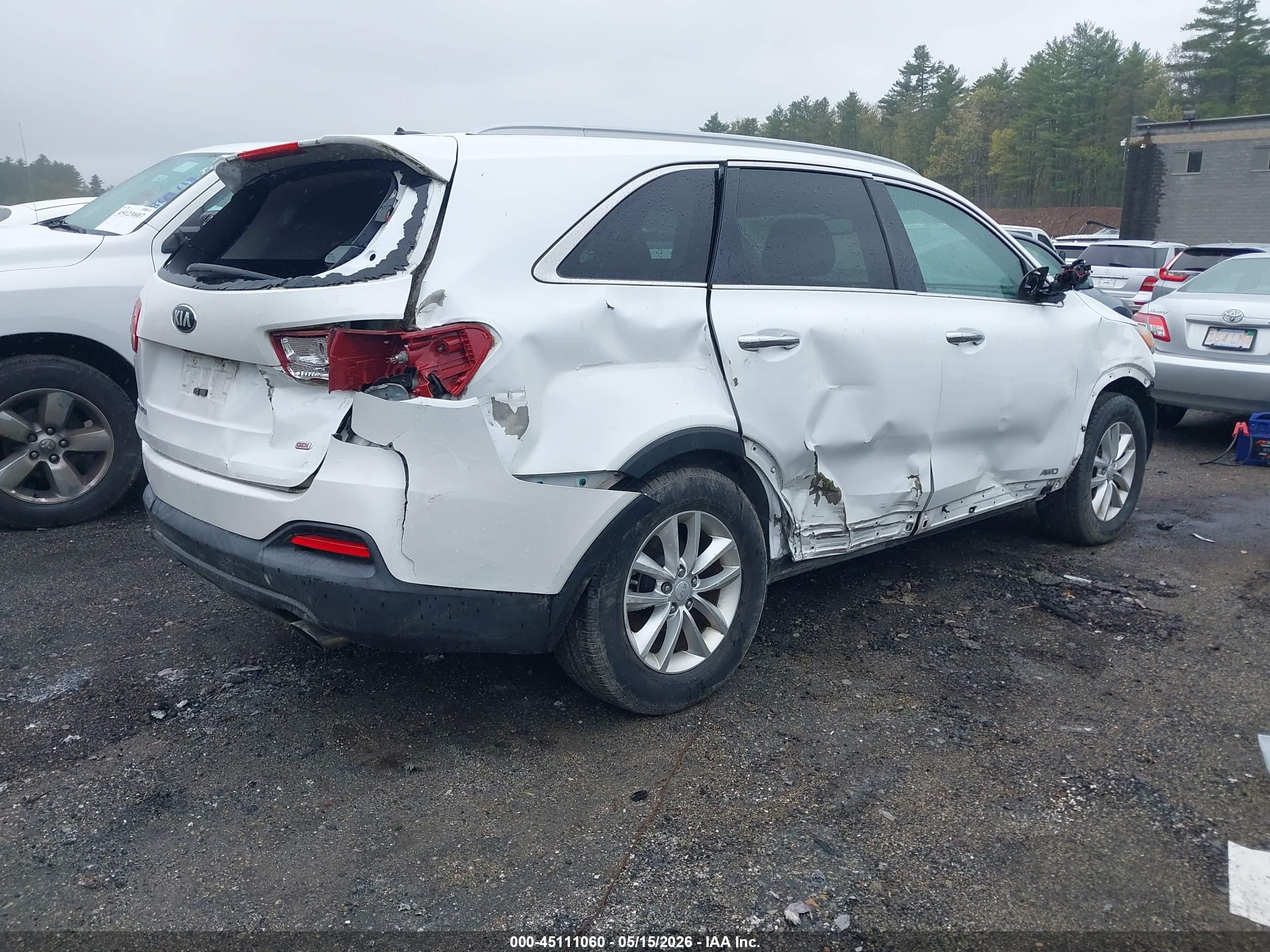 KIA SORENTO image 4