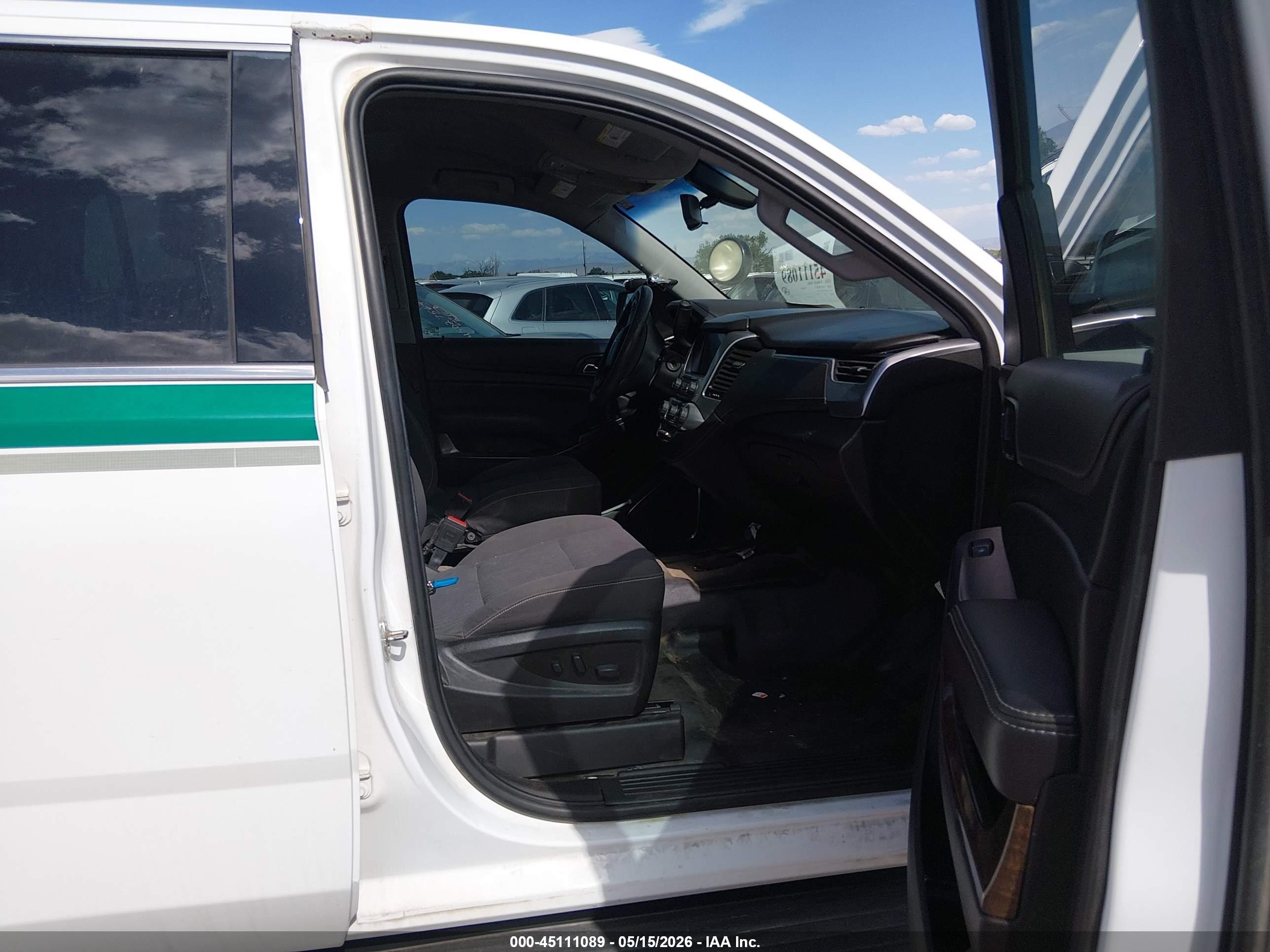 CHEVROLET TAHOE image 5
