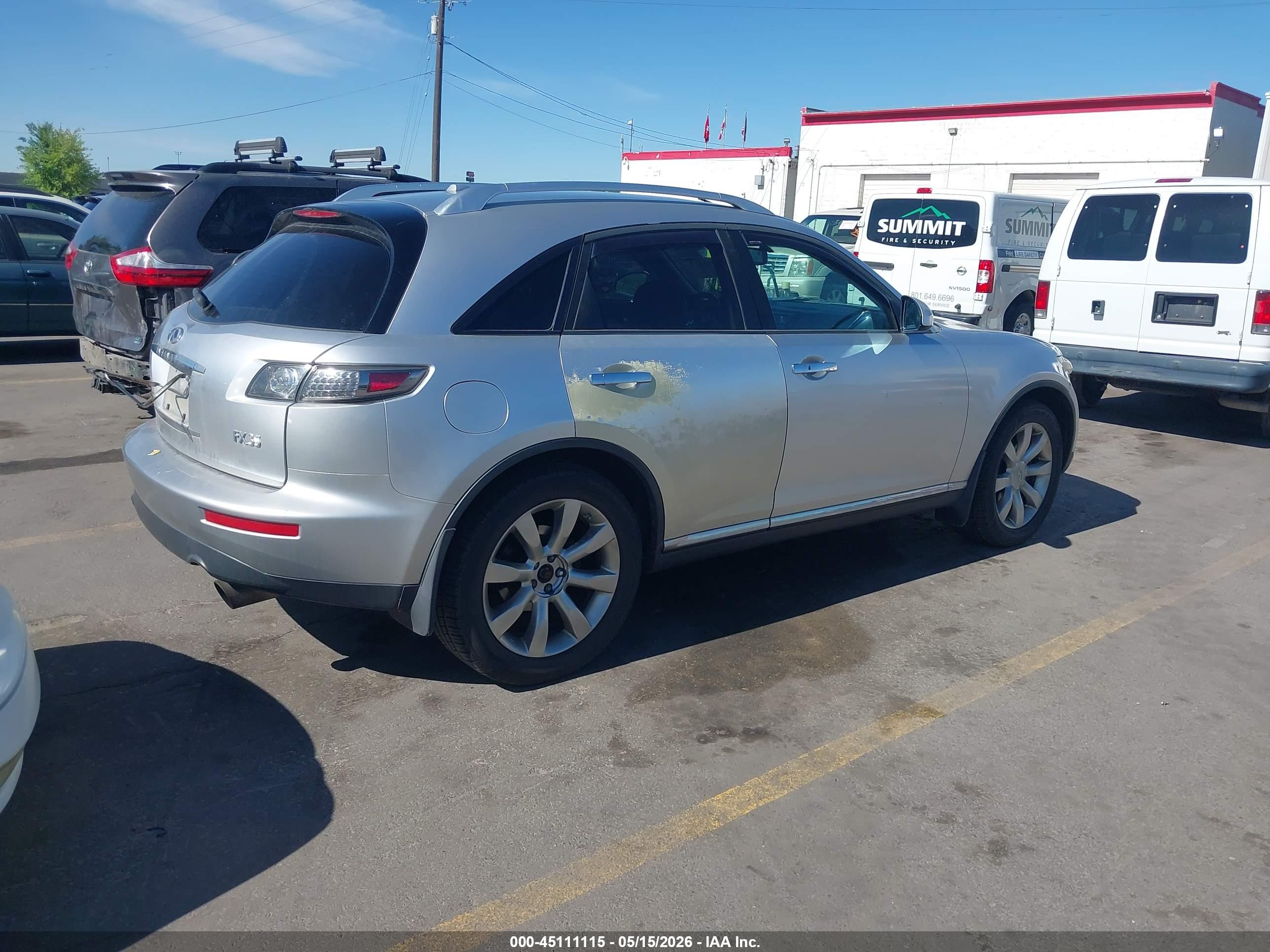 INFINITI FX35 image 4