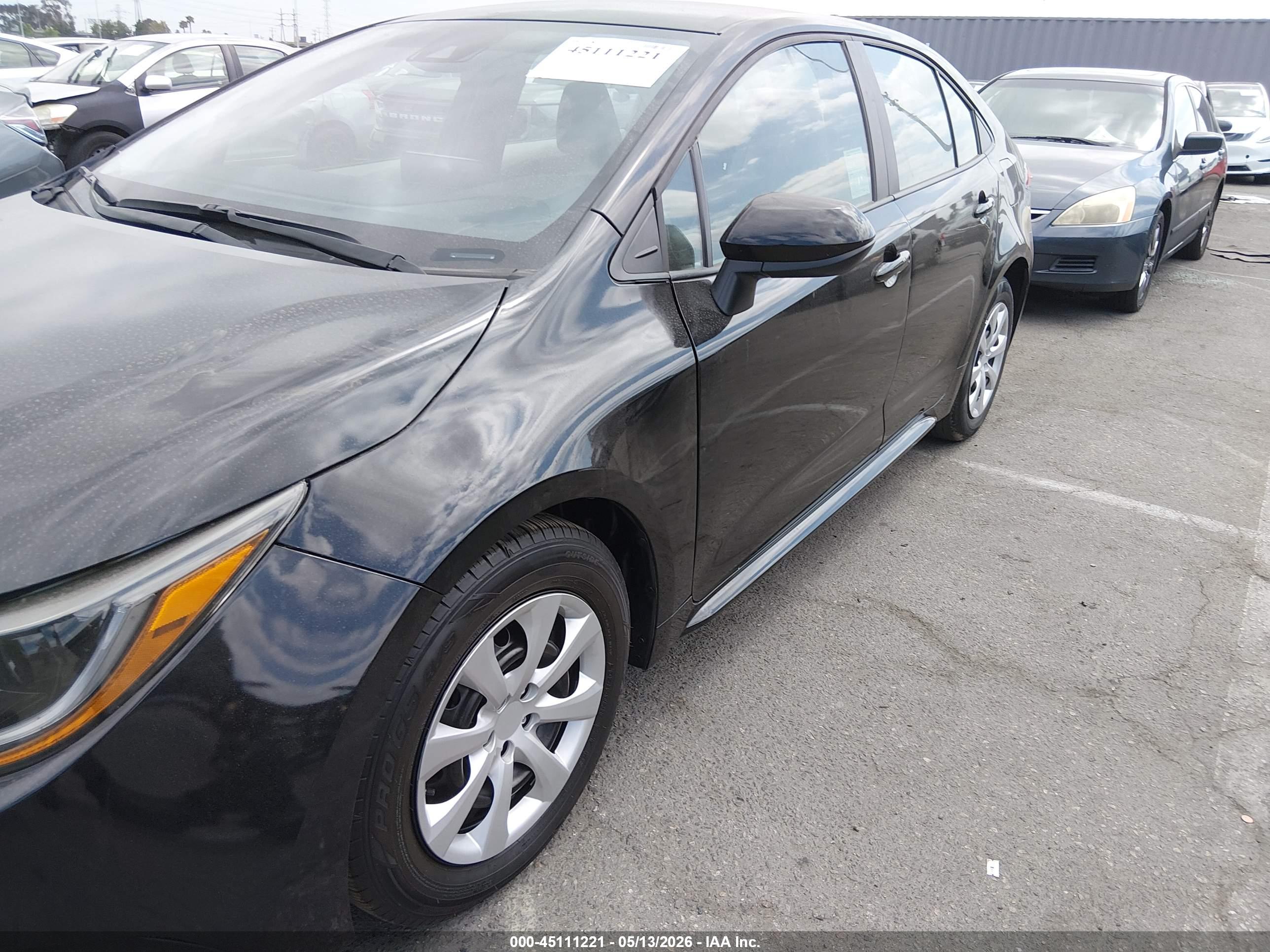 TOYOTA COROLLA image 6