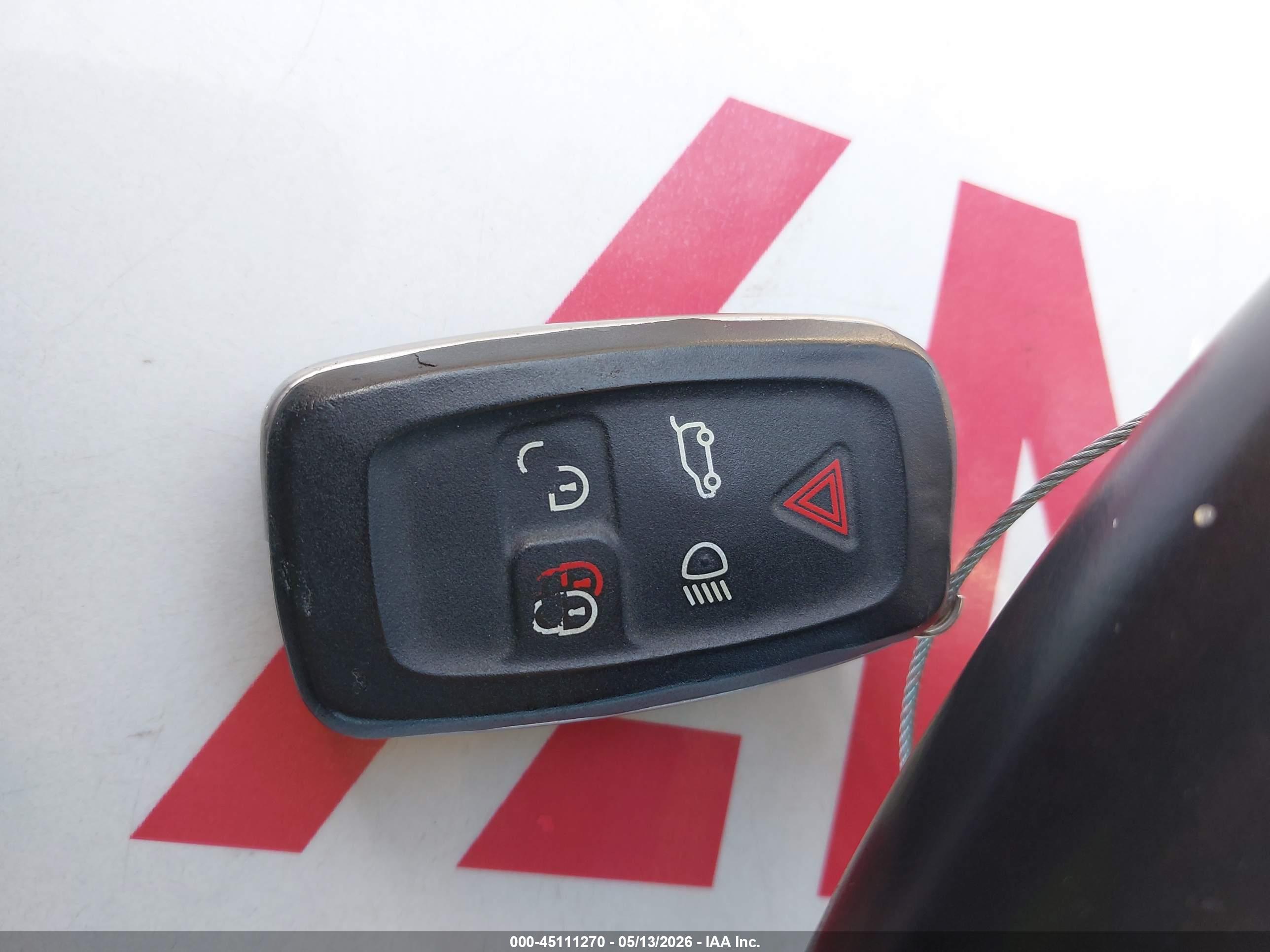 LAND ROVER image 11