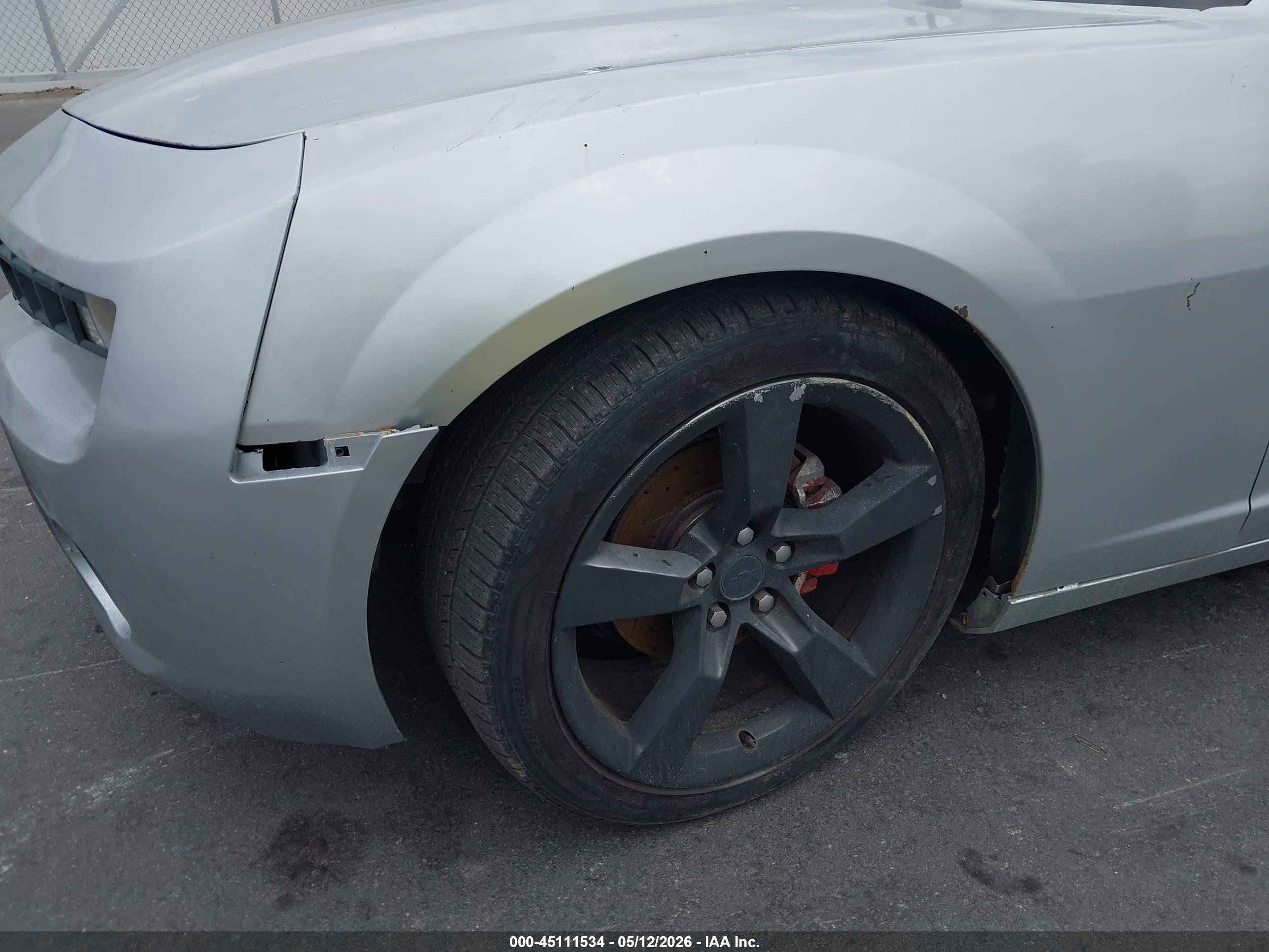 CHEVROLET CAMARO image 6