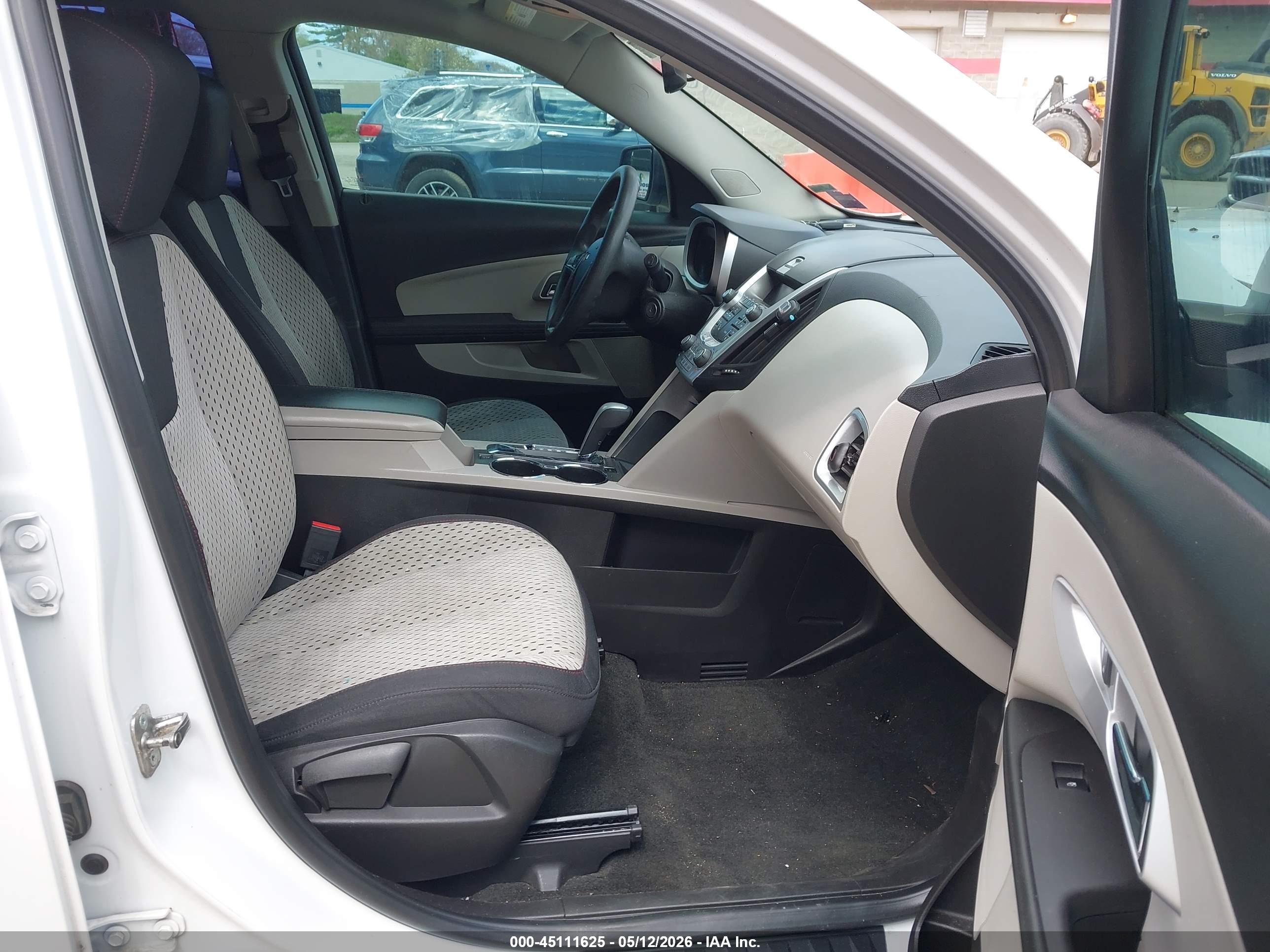 CHEVROLET EQUINOX image 5