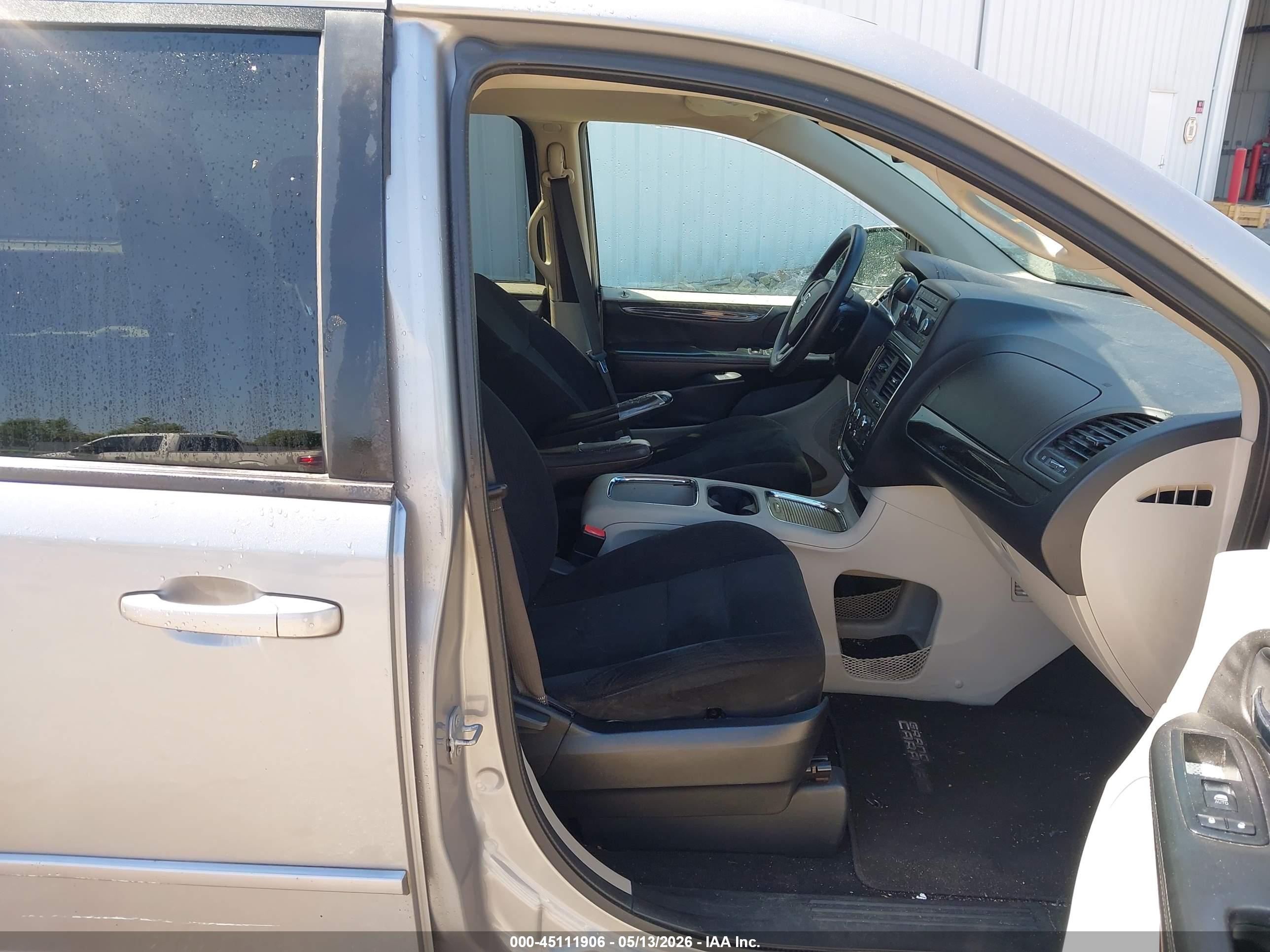 DODGE GRAND image 5