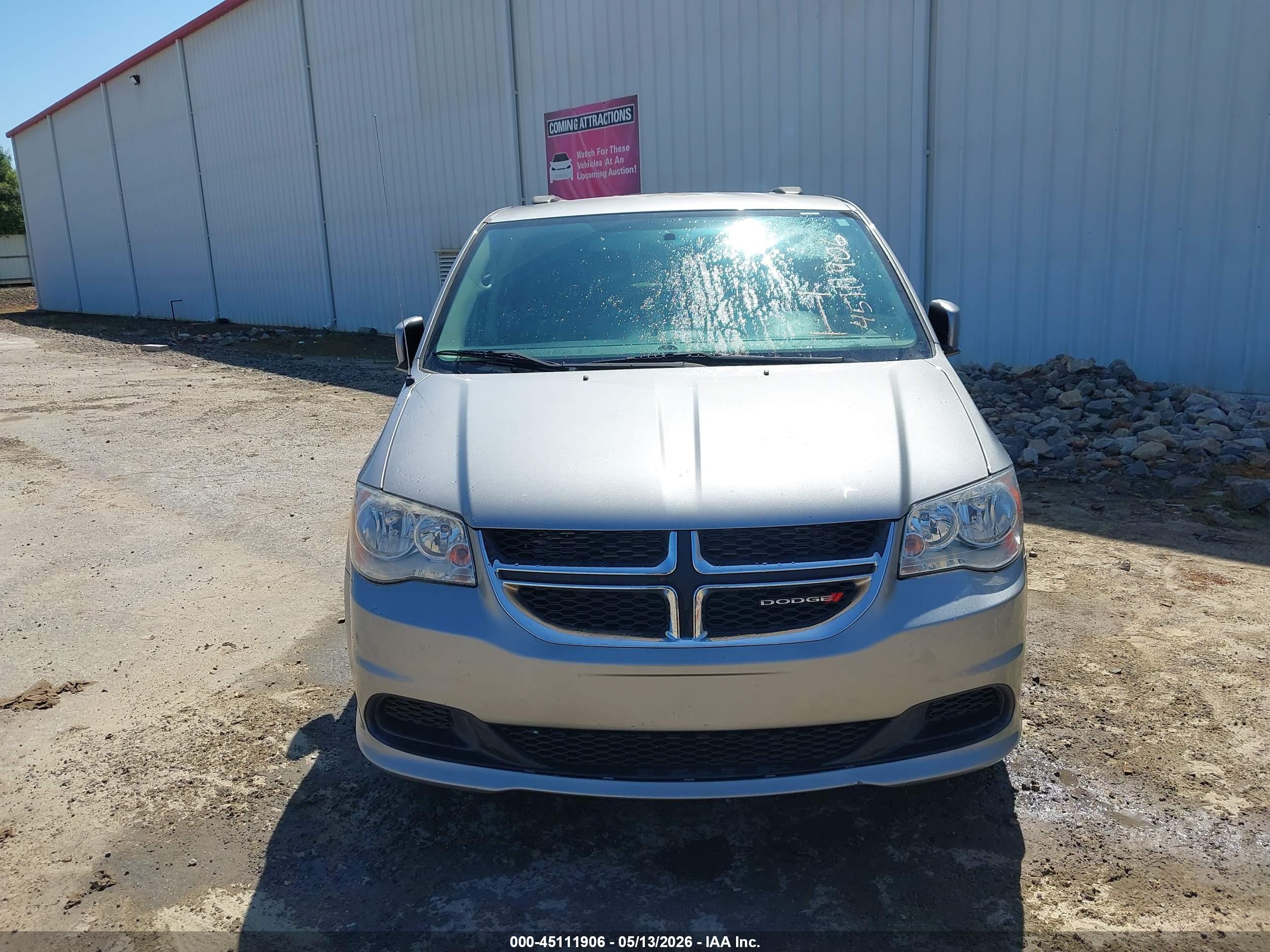 DODGE GRAND image 6