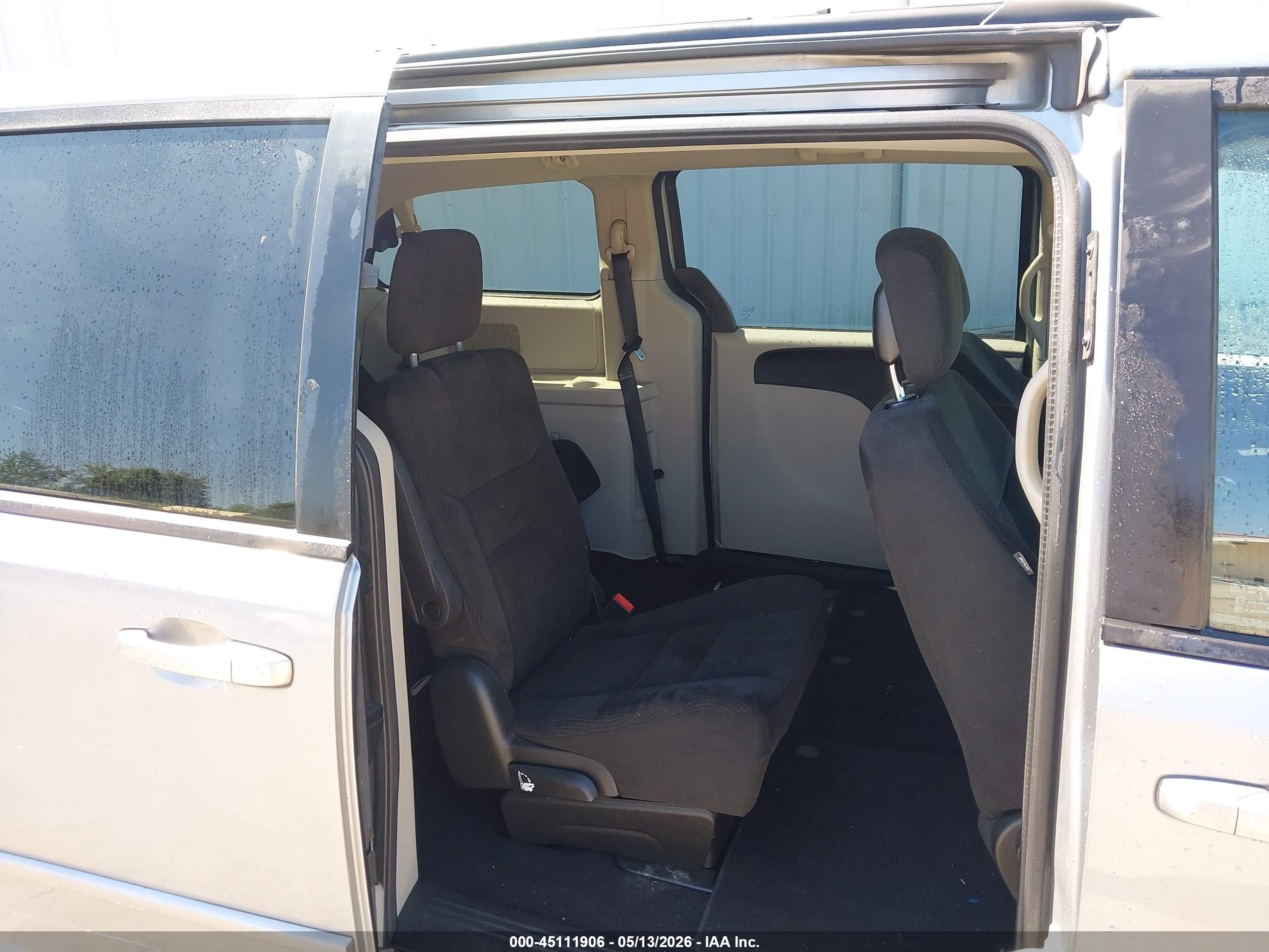 DODGE GRAND image 8