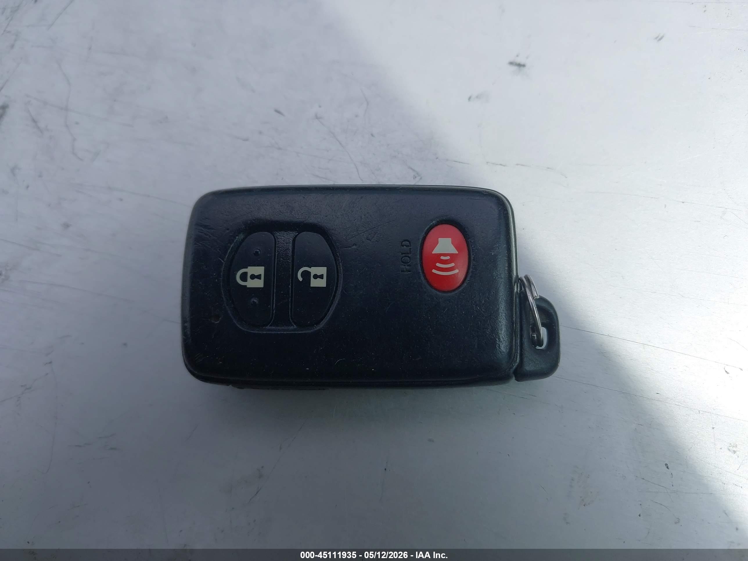 TOYOTA PRIUS image 11