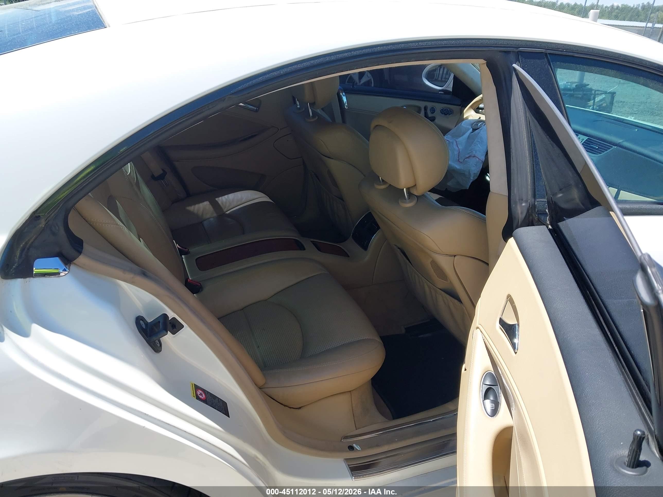 MERCEDES-BENZ CLS image 8