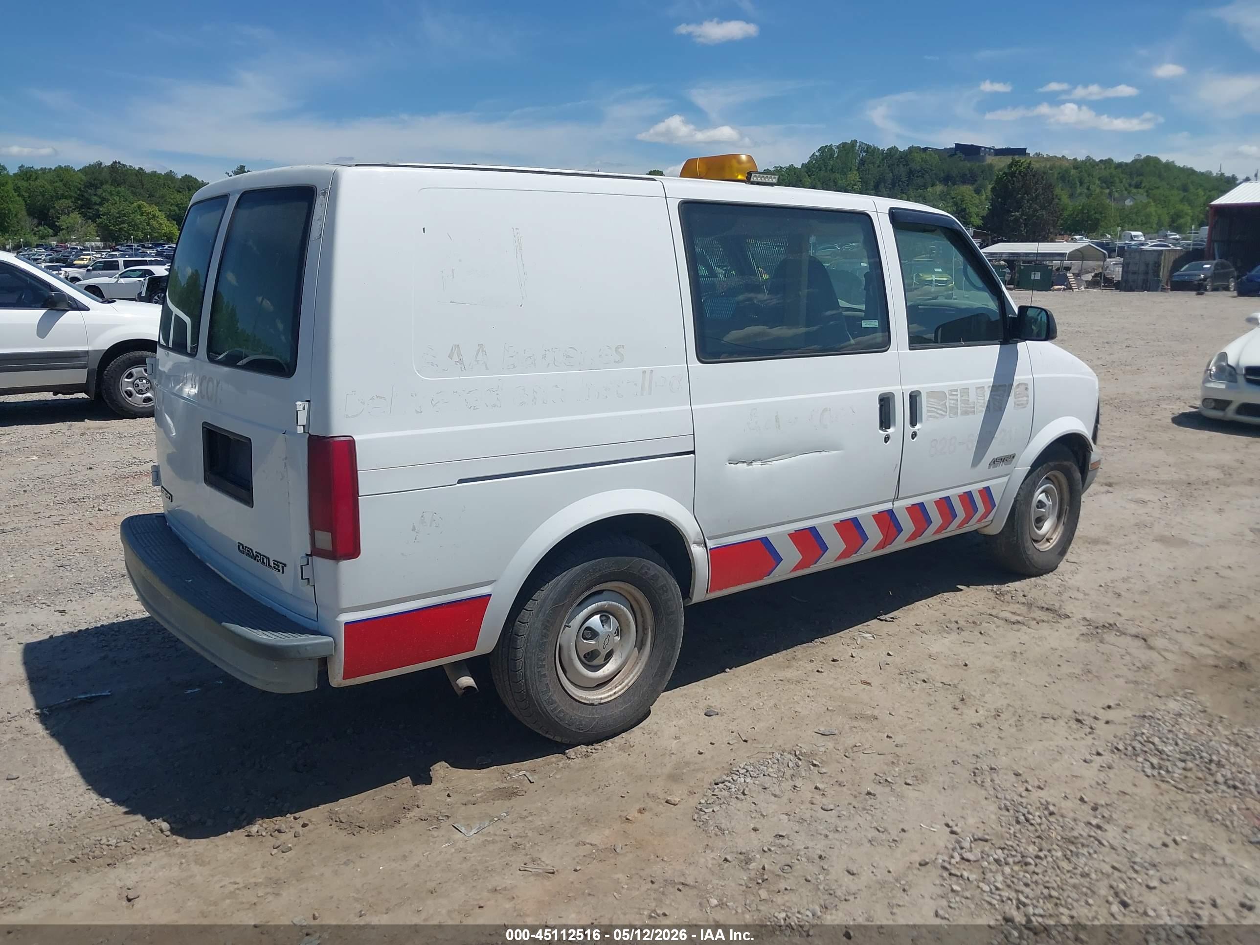 CHEVROLET ASTRO image 4