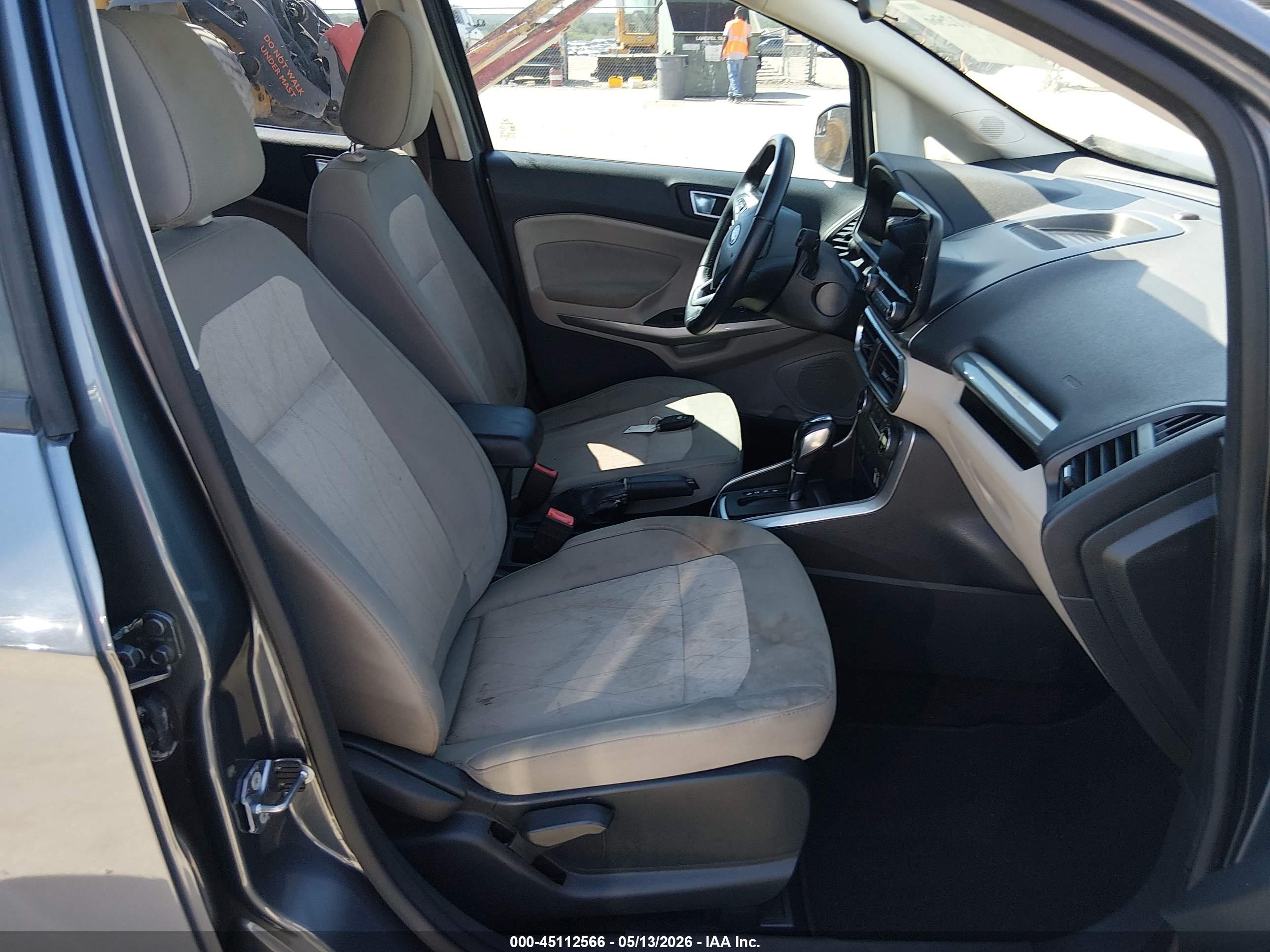 FORD ECOSPORT image 5