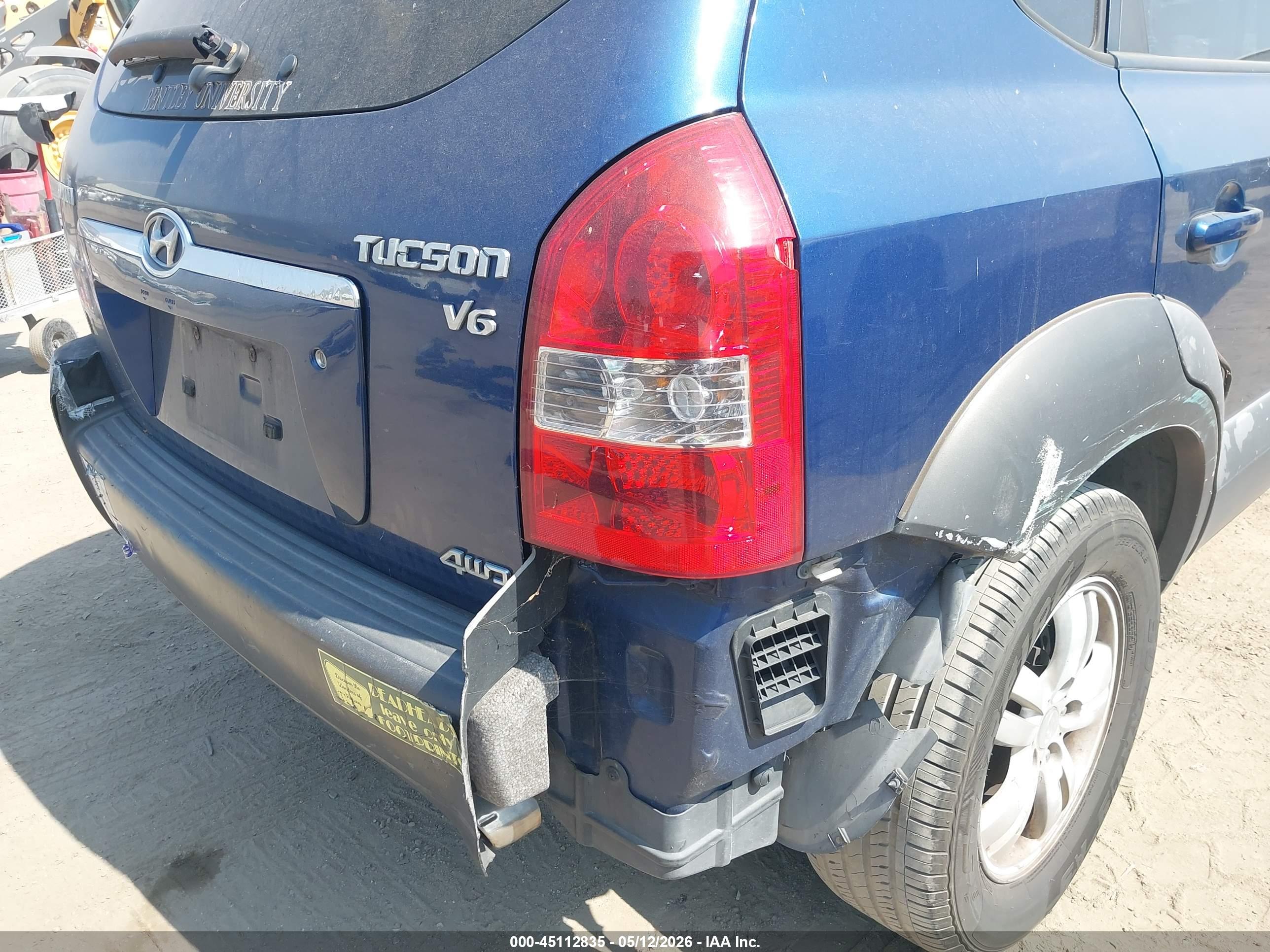 HYUNDAI TUCSON image 6