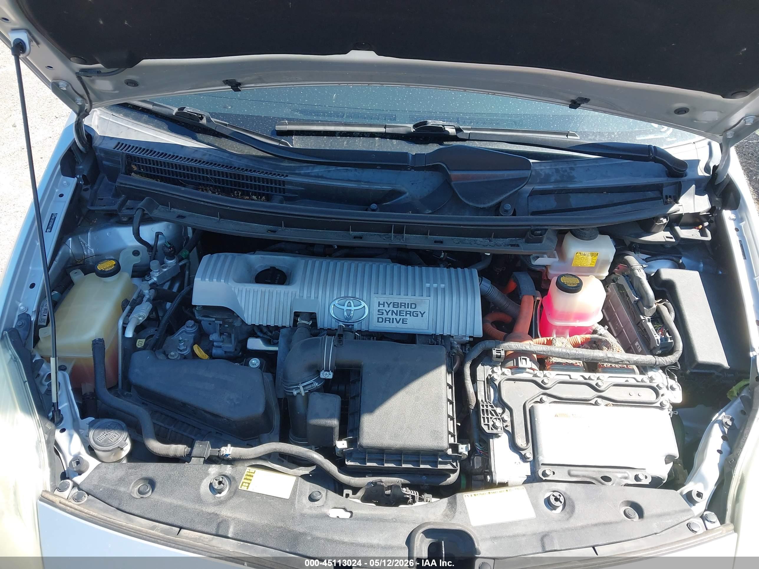 TOYOTA PRIUS image 10
