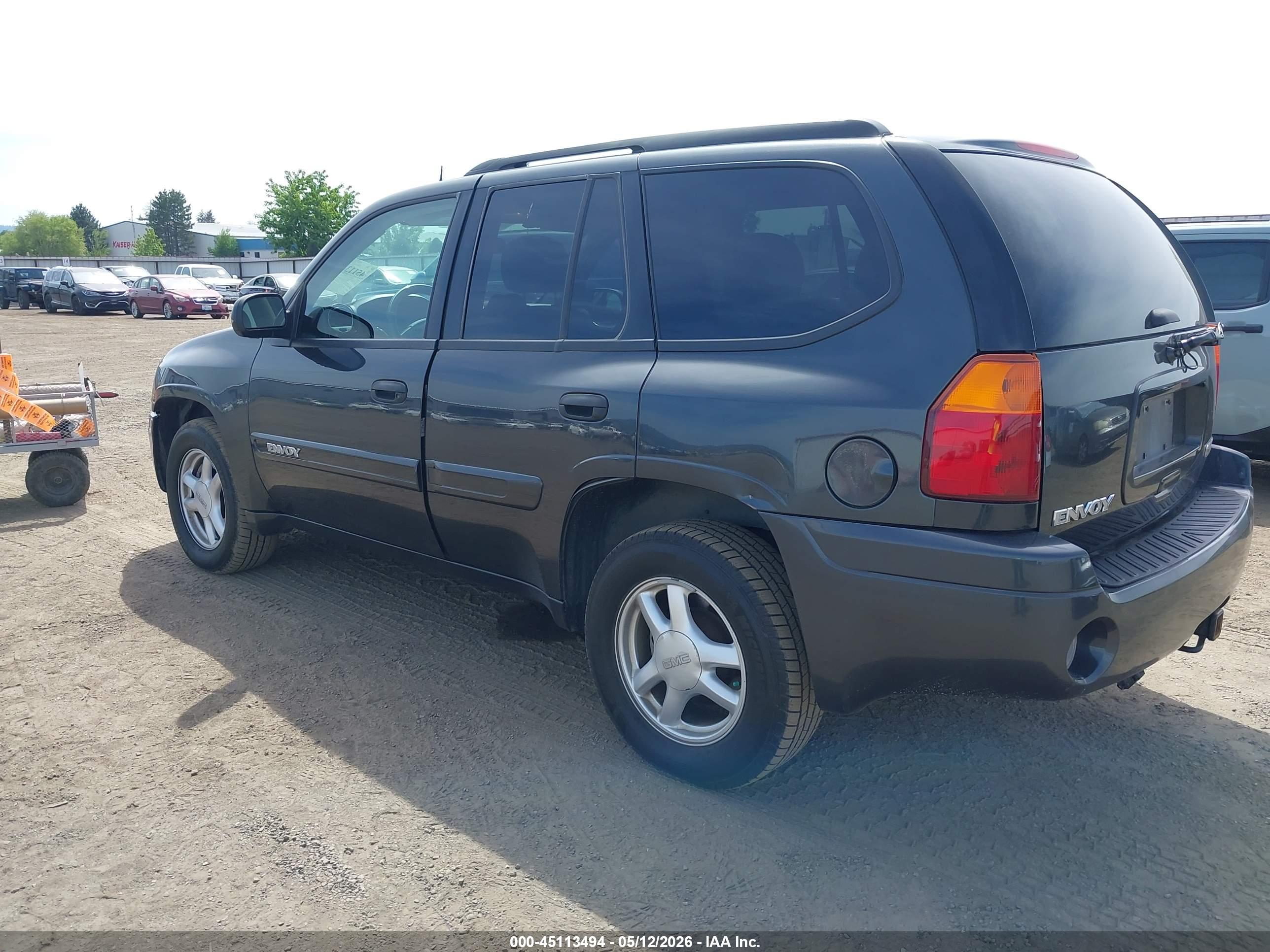 GMC ENVOY image 3