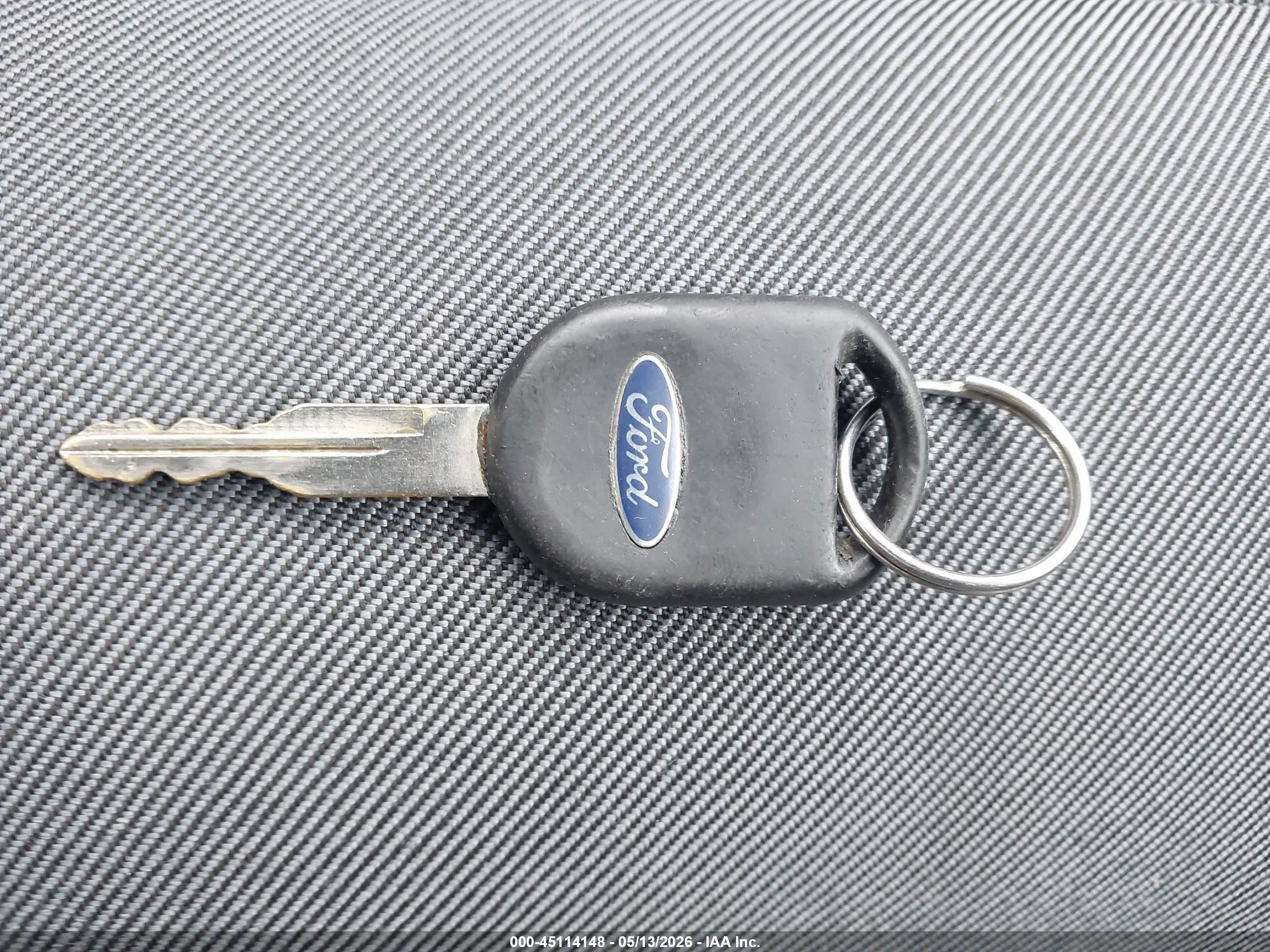 FORD EXPLORER image 11
