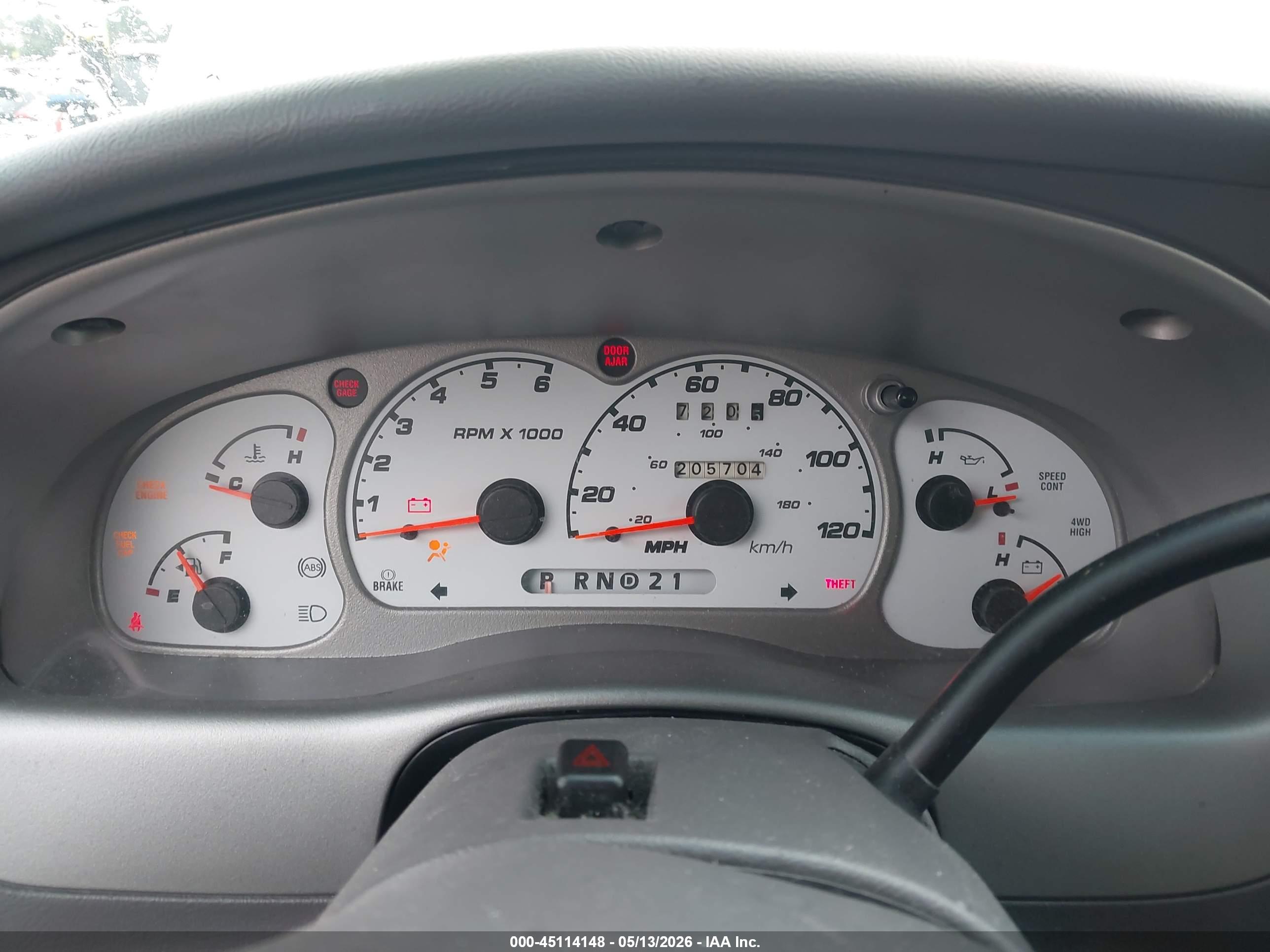 FORD EXPLORER image 7