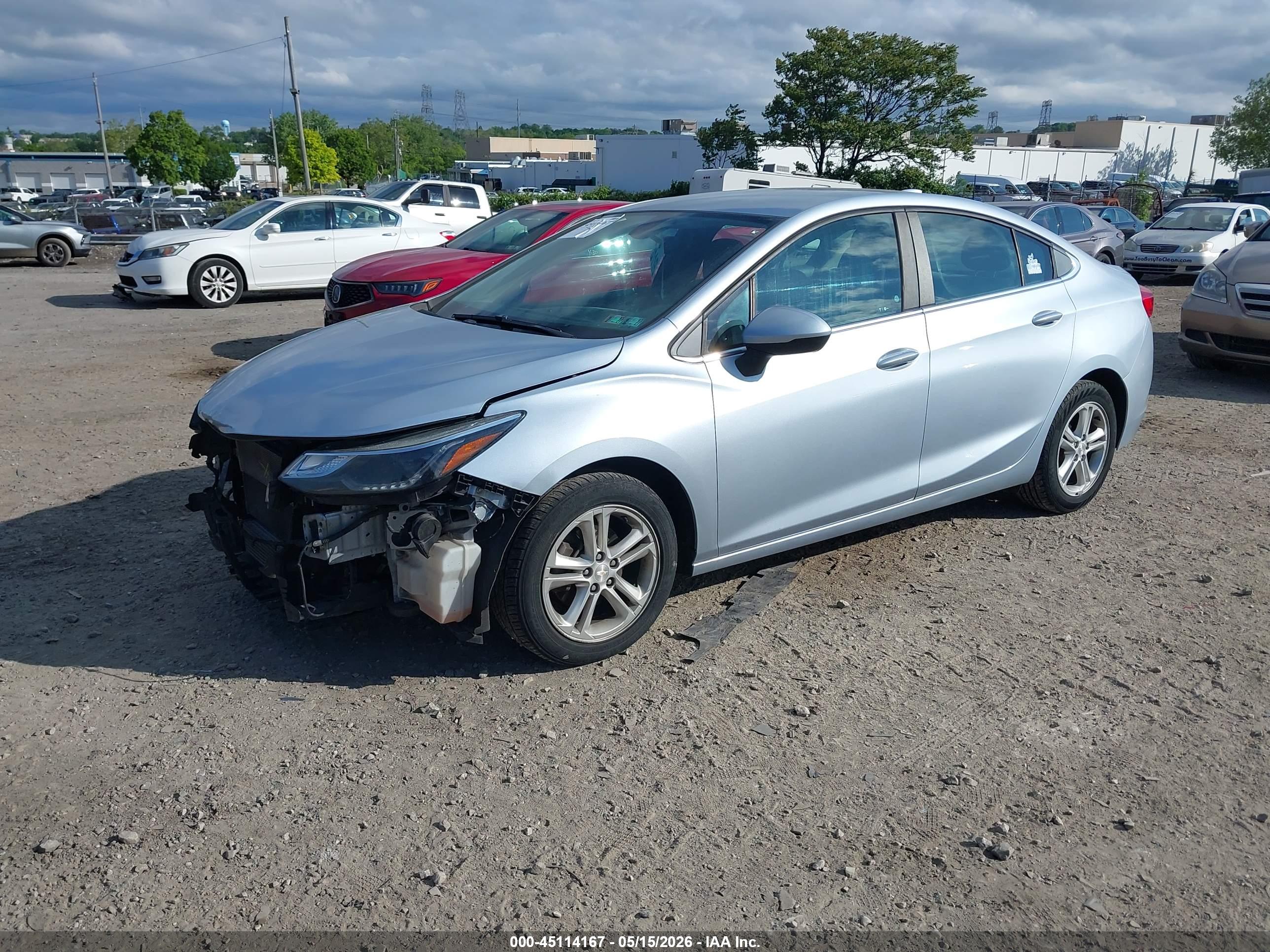 CHEVROLET CRUZE image 2
