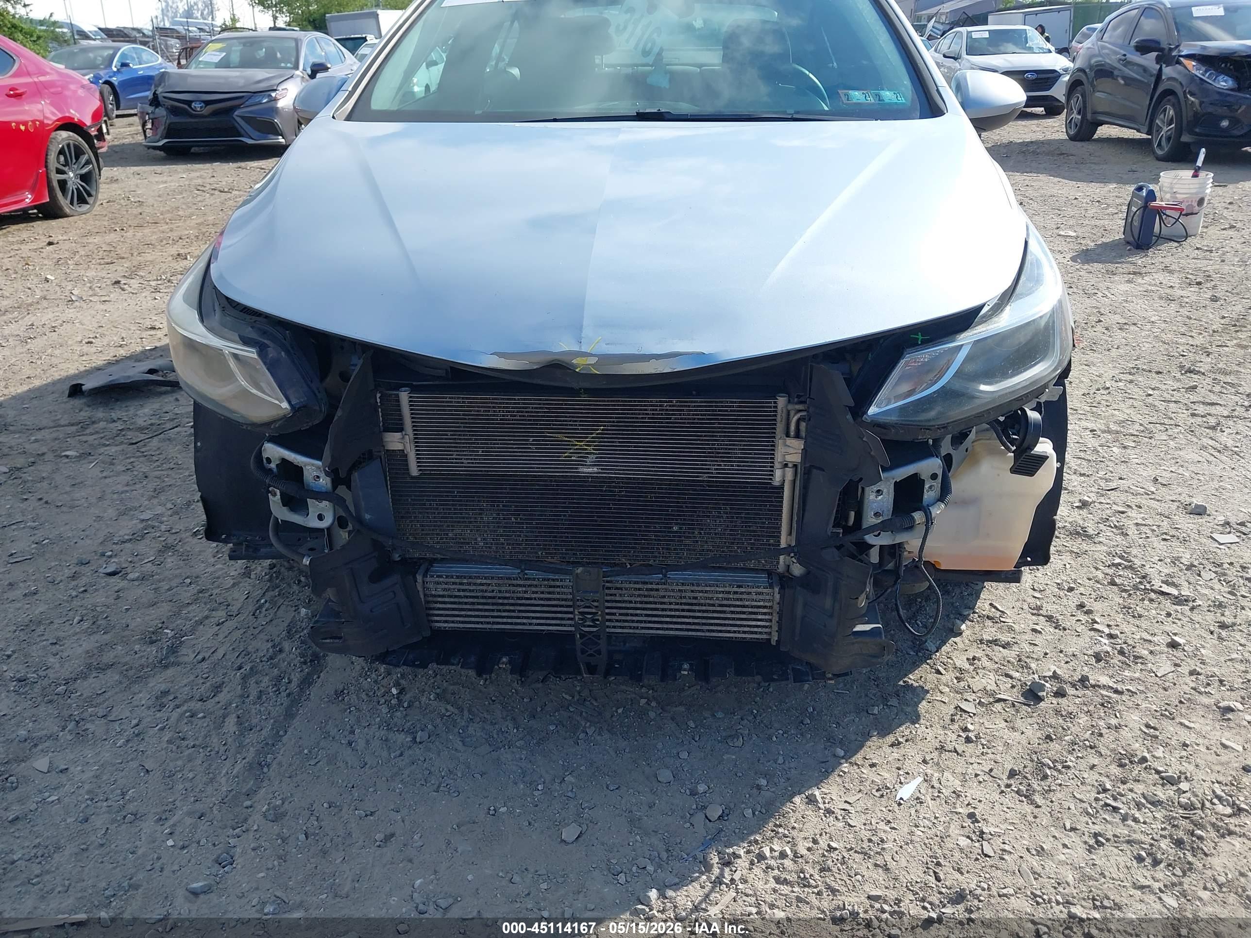 CHEVROLET CRUZE image 6
