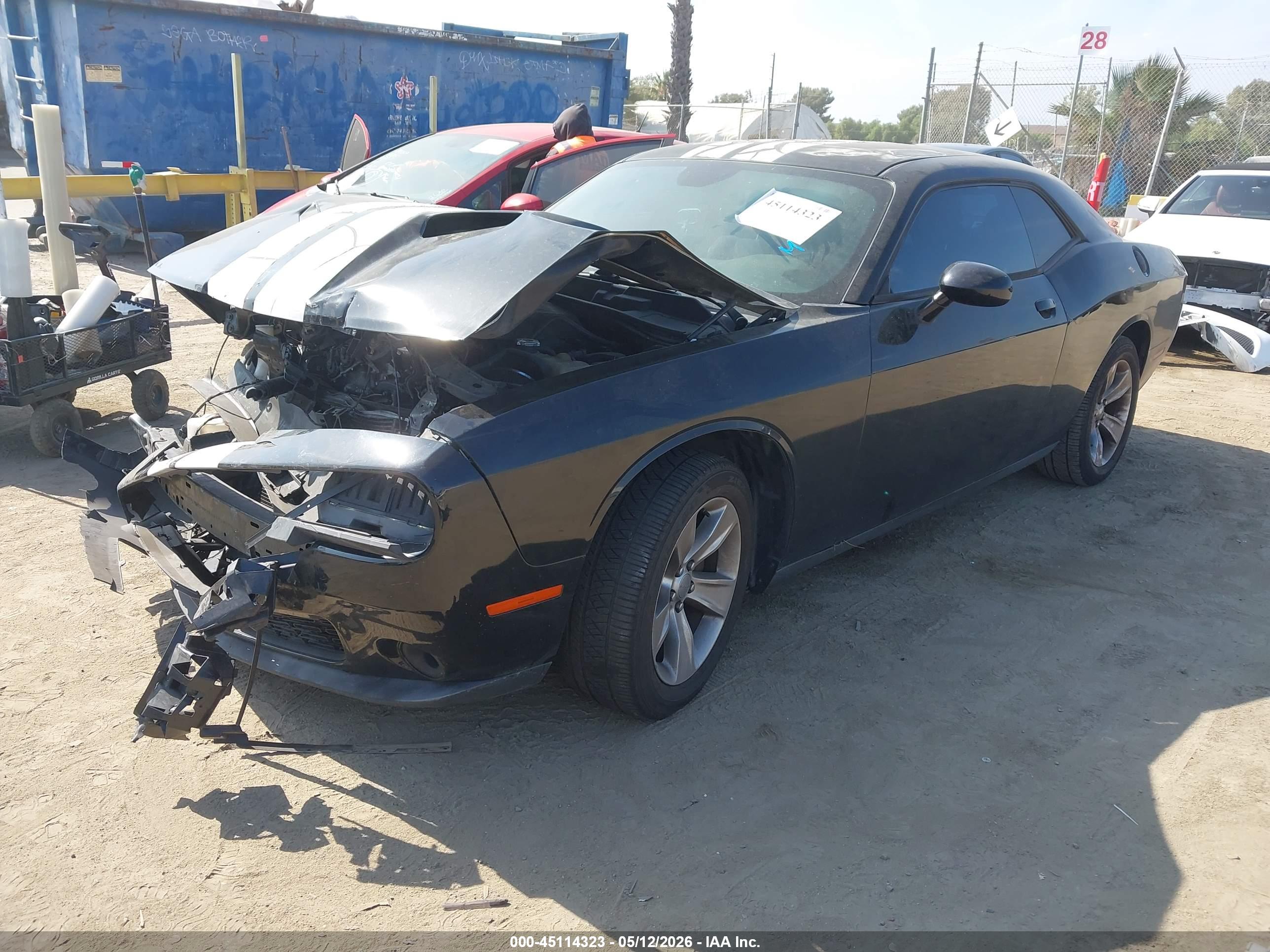 DODGE CHALLENGER image 2