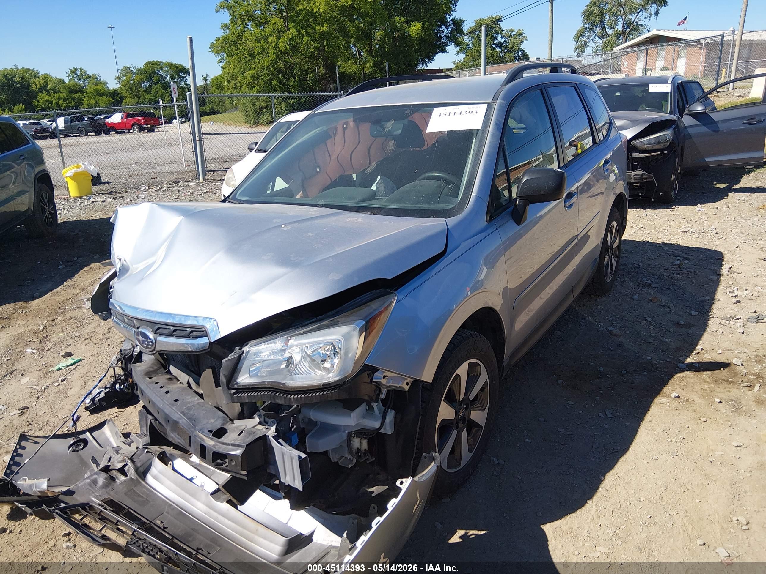 SUBARU FORESTER image 2