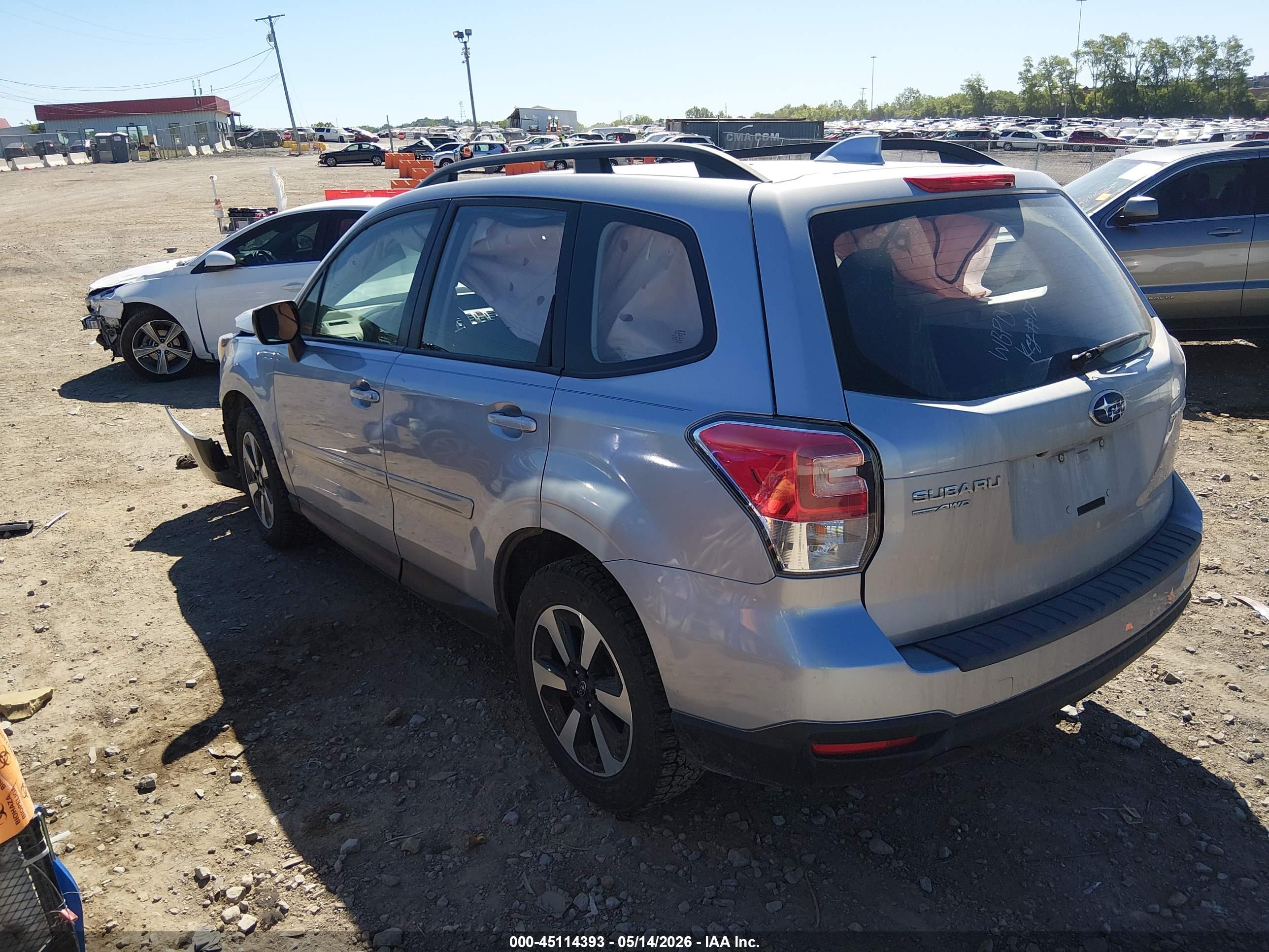 SUBARU FORESTER image 3