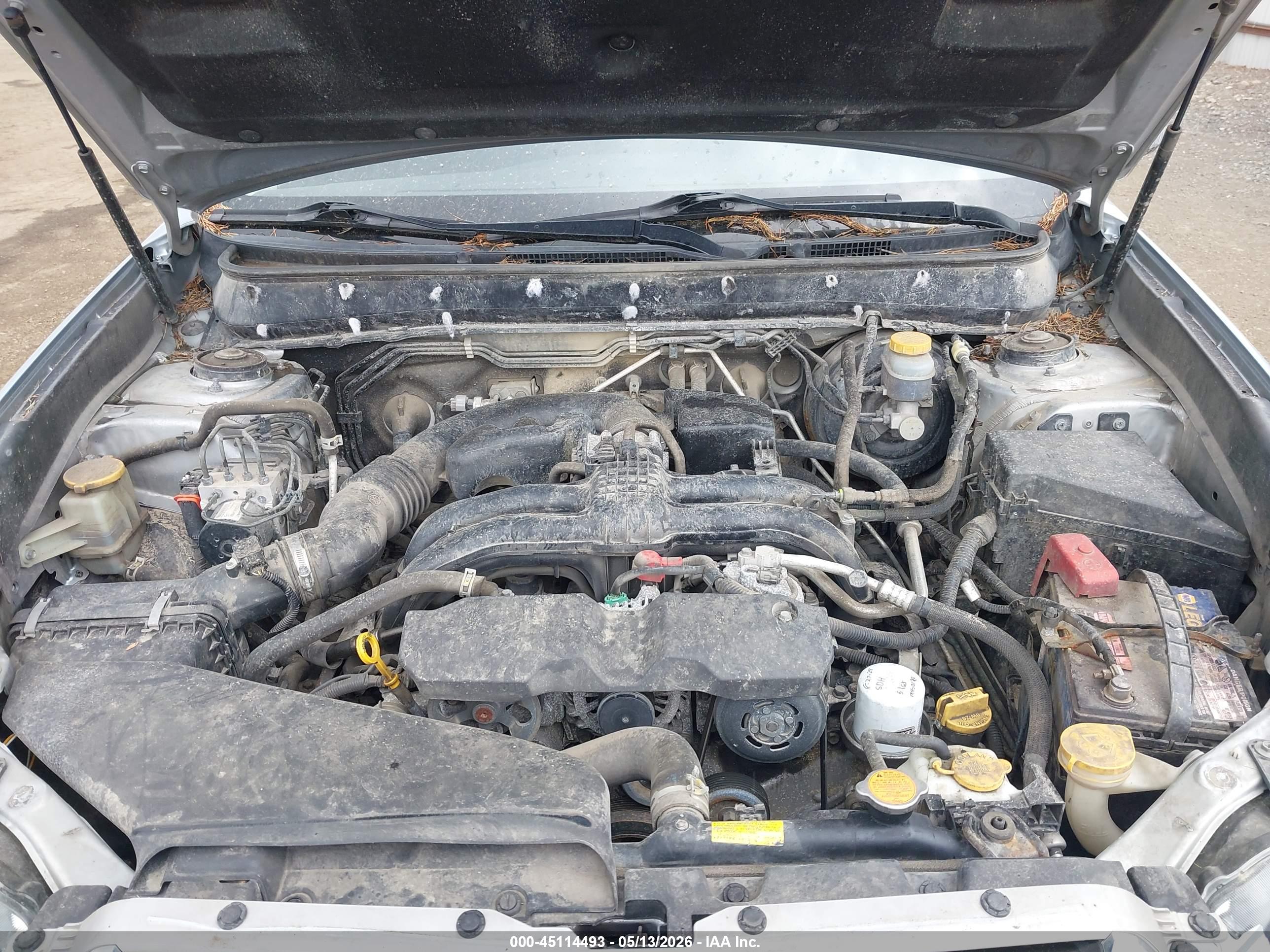 SUBARU OUTBACK image 10
