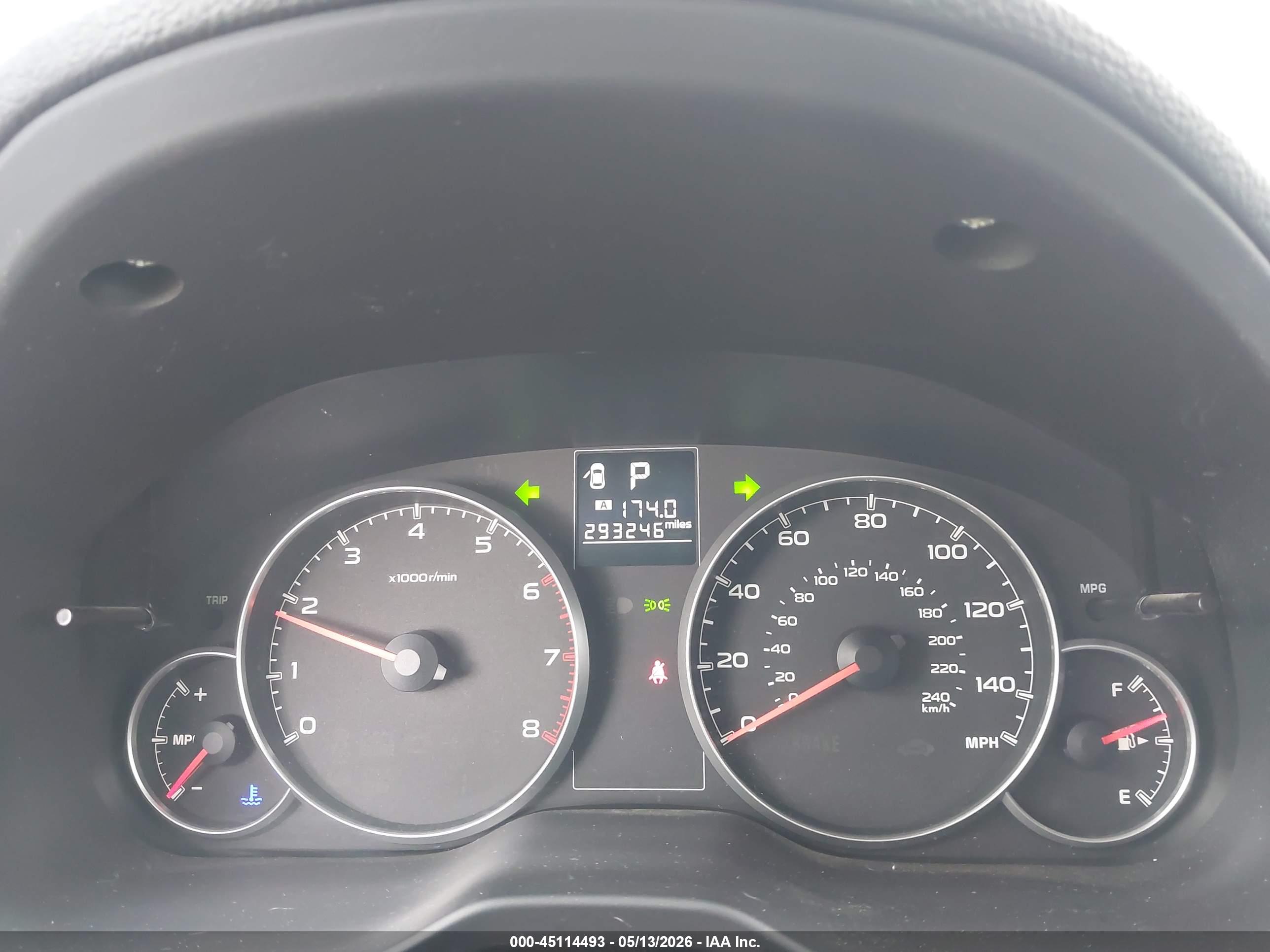 SUBARU OUTBACK image 7