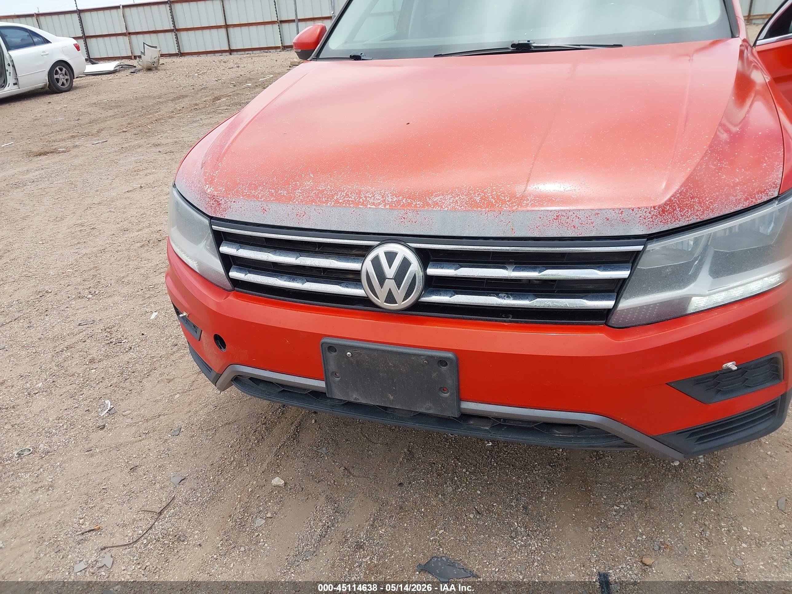 VOLKSWAGEN TIGUAN image 6