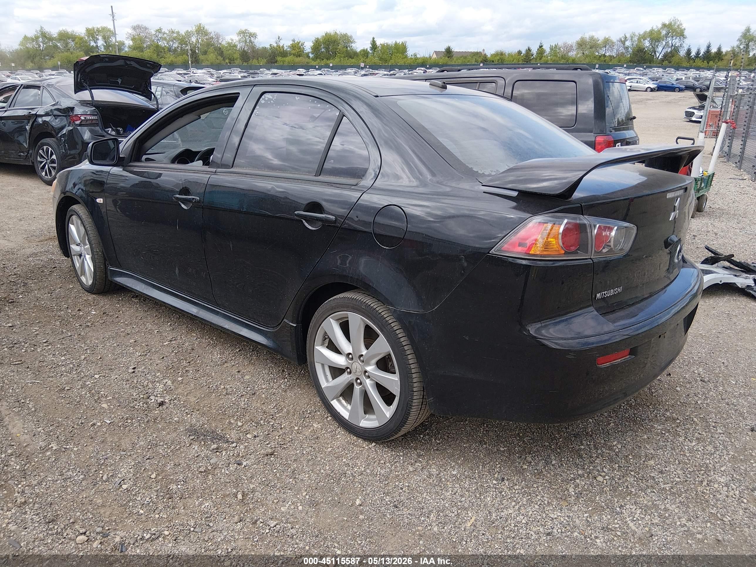 MITSUBISHI LANCER image 3