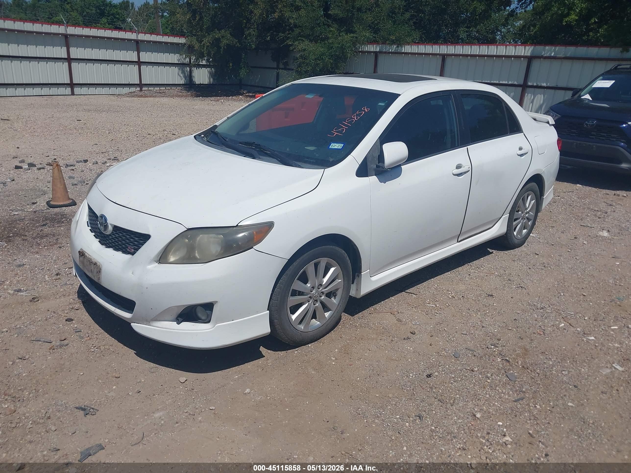 TOYOTA COROLLA image 2