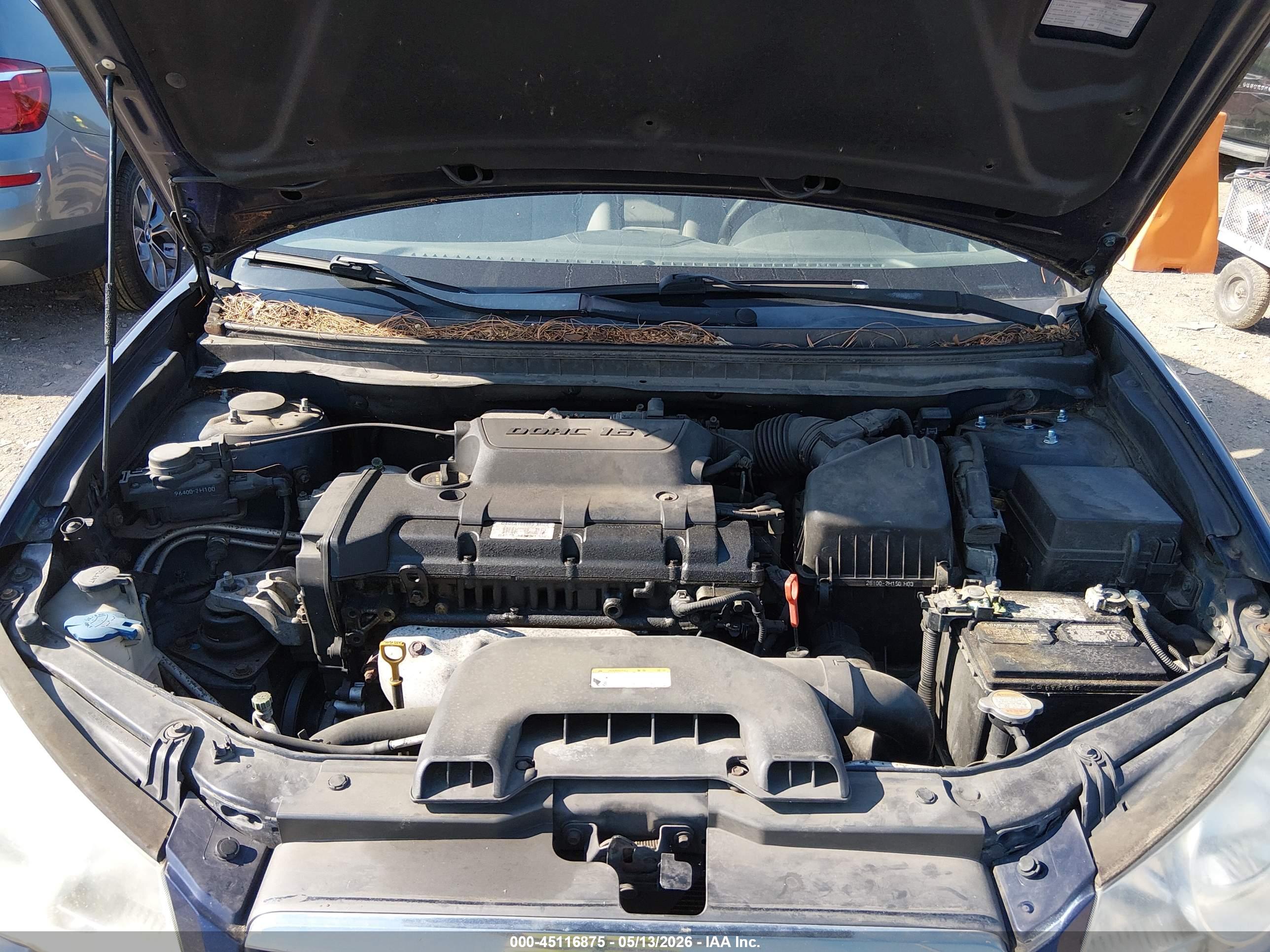 HYUNDAI ELANTRA image 10