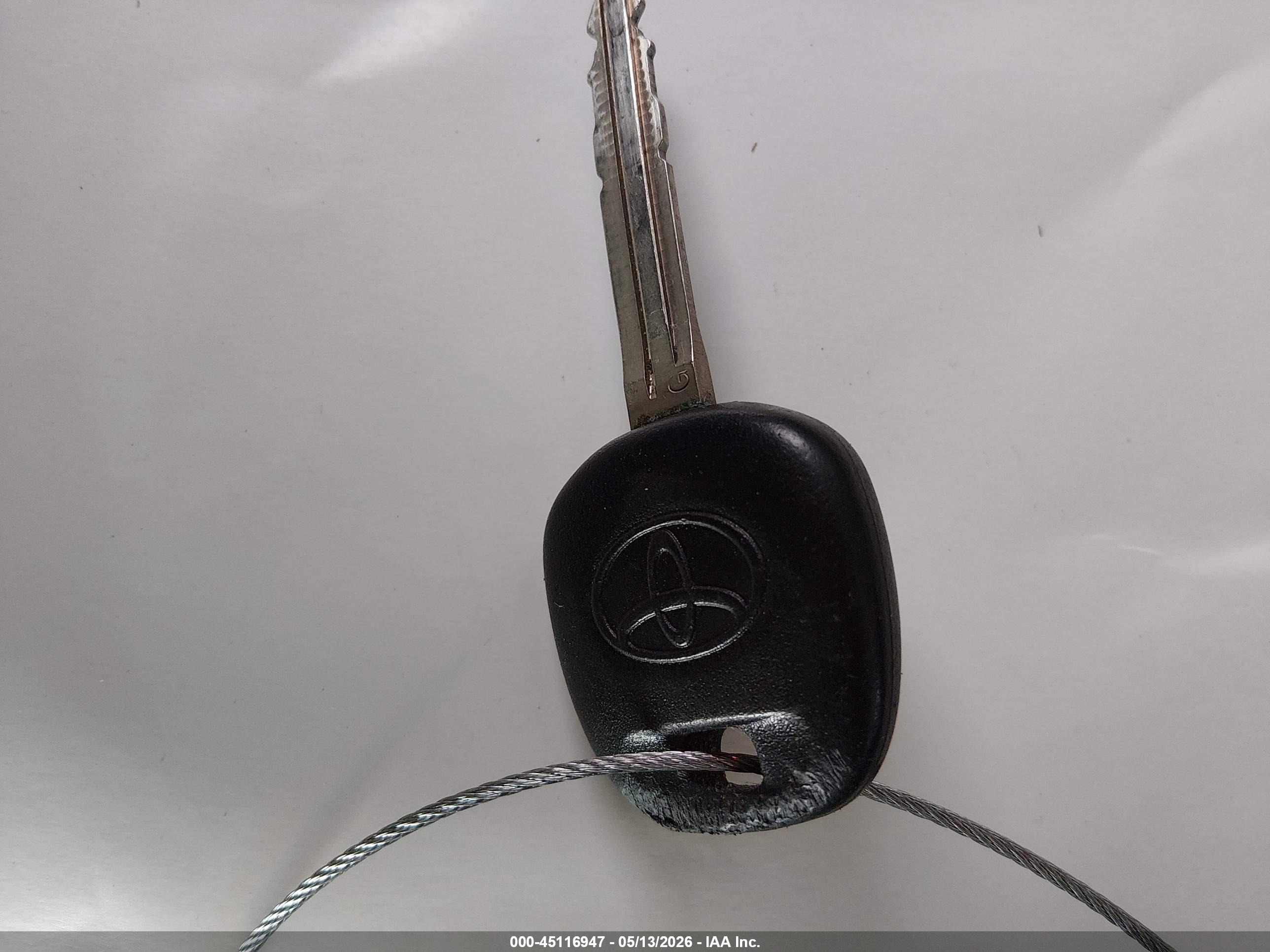 TOYOTA SIENNA image 11