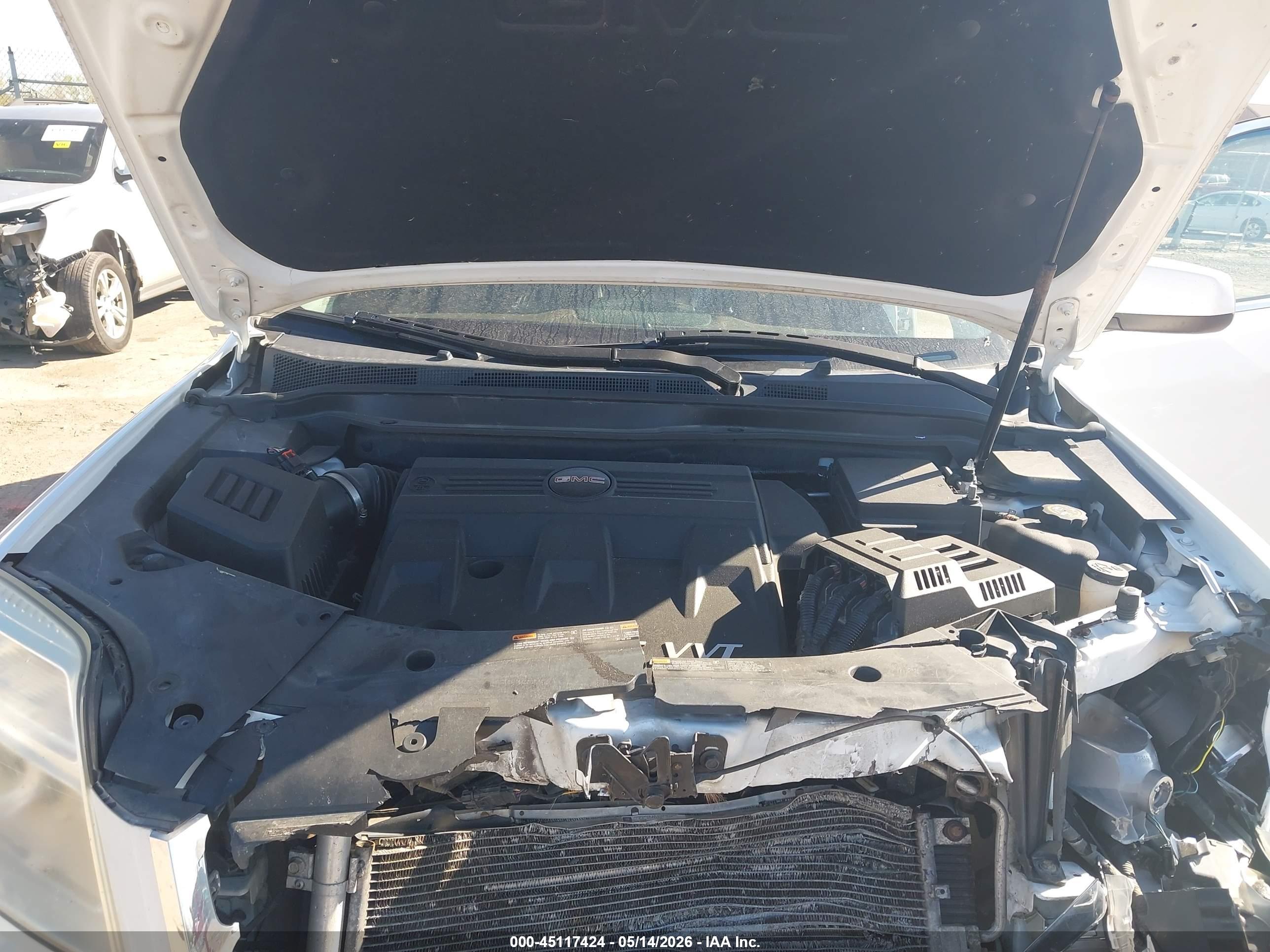 GMC TERRAIN image 10