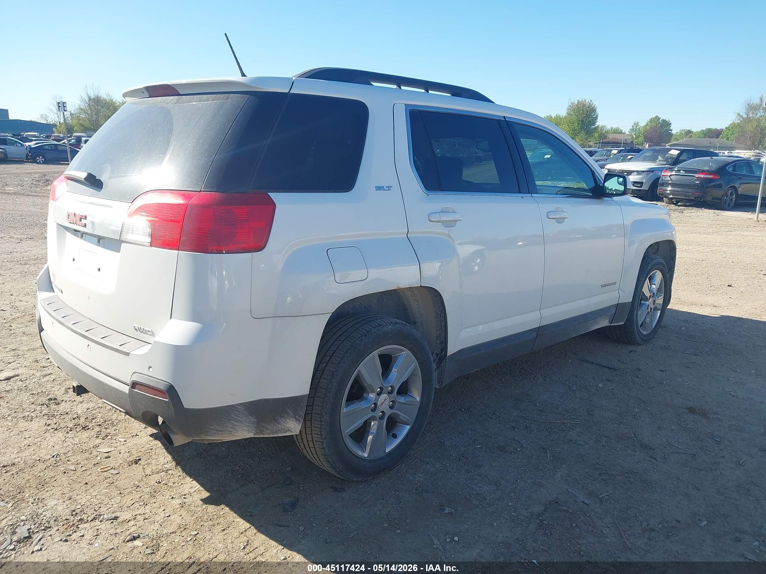 GMC TERRAIN image 4