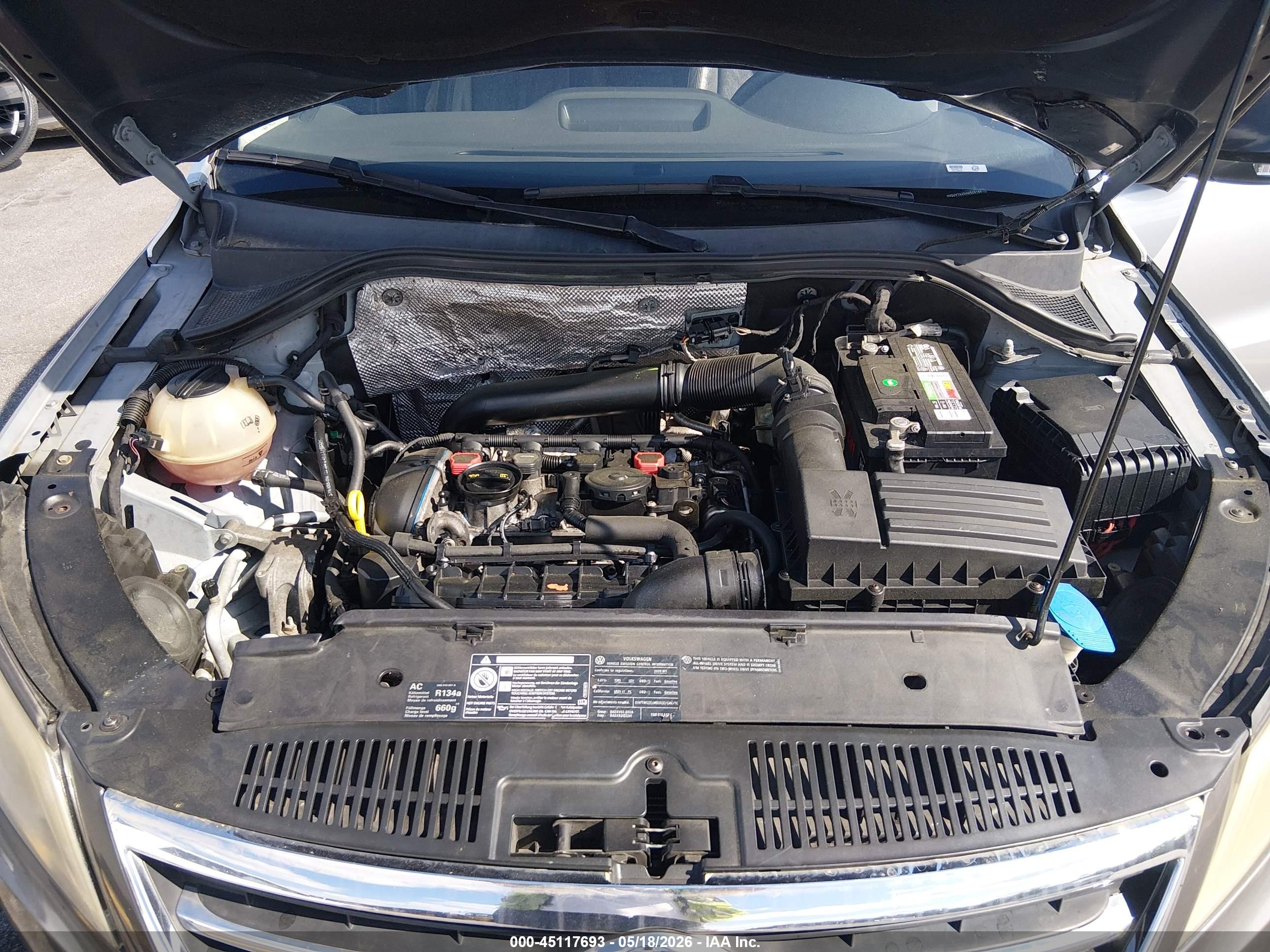 VOLKSWAGEN TIGUAN image 10